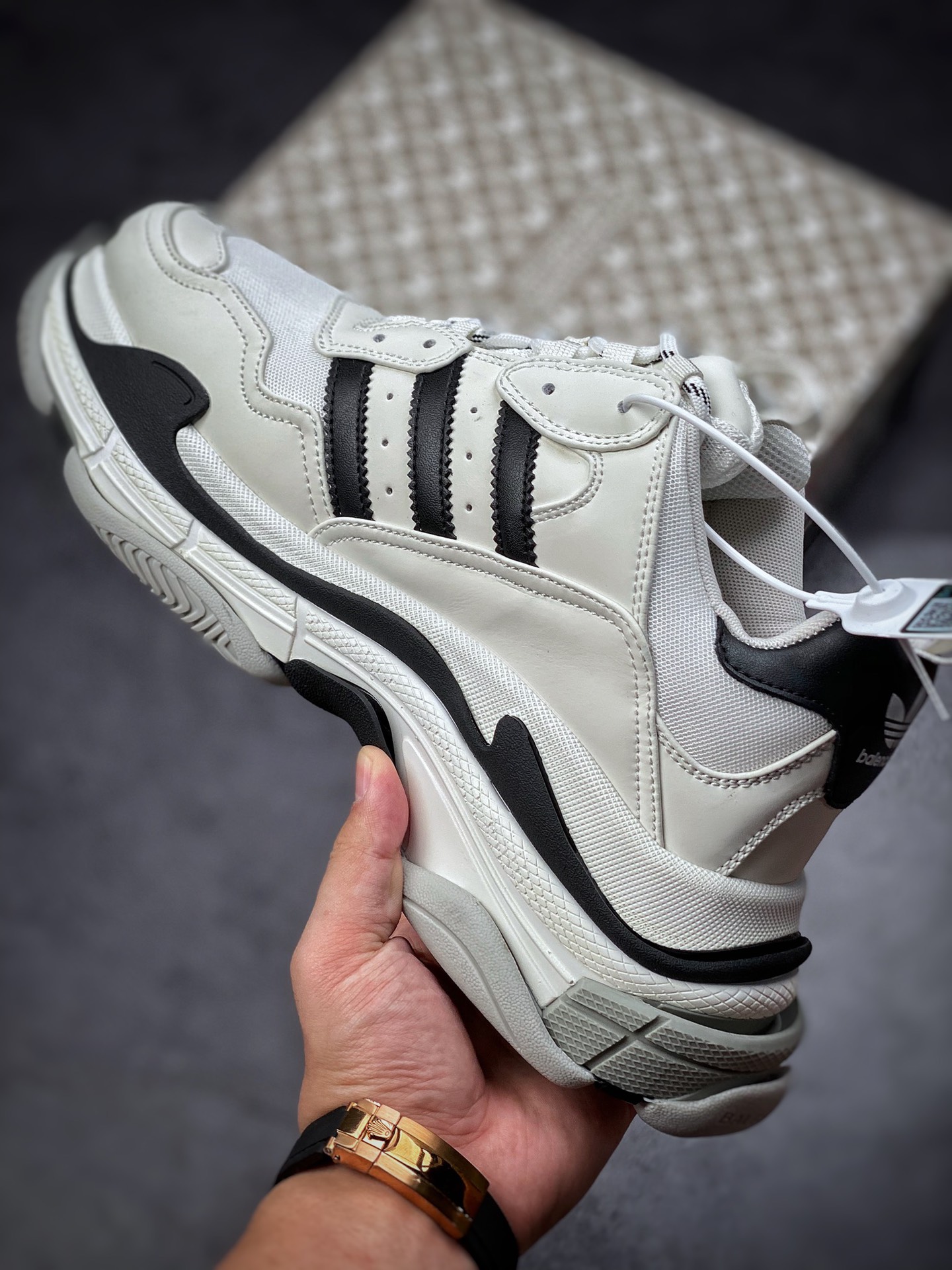 560 巴黎世家X阿迪达斯 1.0原底八层组合 距离adidas x GUCCI联名公布-莆田鞋,莆田鞋货源,高仿鞋,高仿鞋货源,安福档口,莆田高仿鞋,莆田鞋批发,高仿鞋批发,莆田高仿运动鞋,高仿运动鞋,莆田运动鞋 560 巴黎世家X阿迪达斯 1.0原底八层组合 距离adidas x GUCCI联名公布