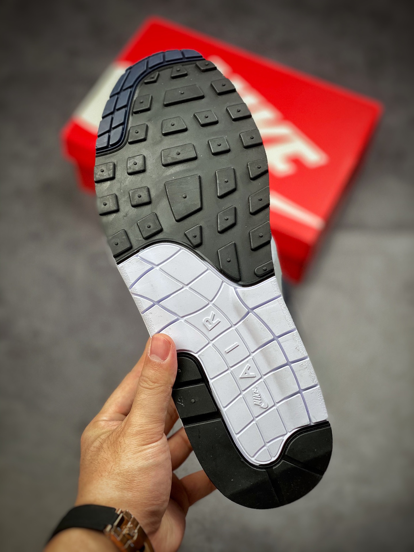 200 Nike Air Max 1 ”Obsidian” 黑曜石 DH4059-100-莆田鞋,莆田鞋货源,高仿鞋,高仿鞋货源,安福档口,莆田高仿鞋,莆田鞋批发,高仿鞋批发,莆田高仿运动鞋,高仿运动鞋,莆田运动鞋 200 Nike Air Max 1 ”Obsidian” 黑曜石 DH4059-100