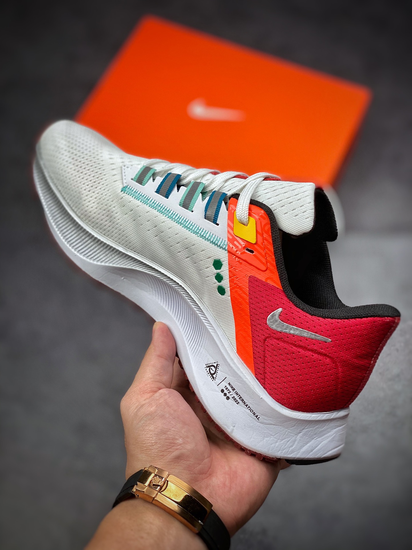 160  Nike Air Zoom Pegasus 38 登月38代网面透气跑鞋/白黑酒红DQ4499-101