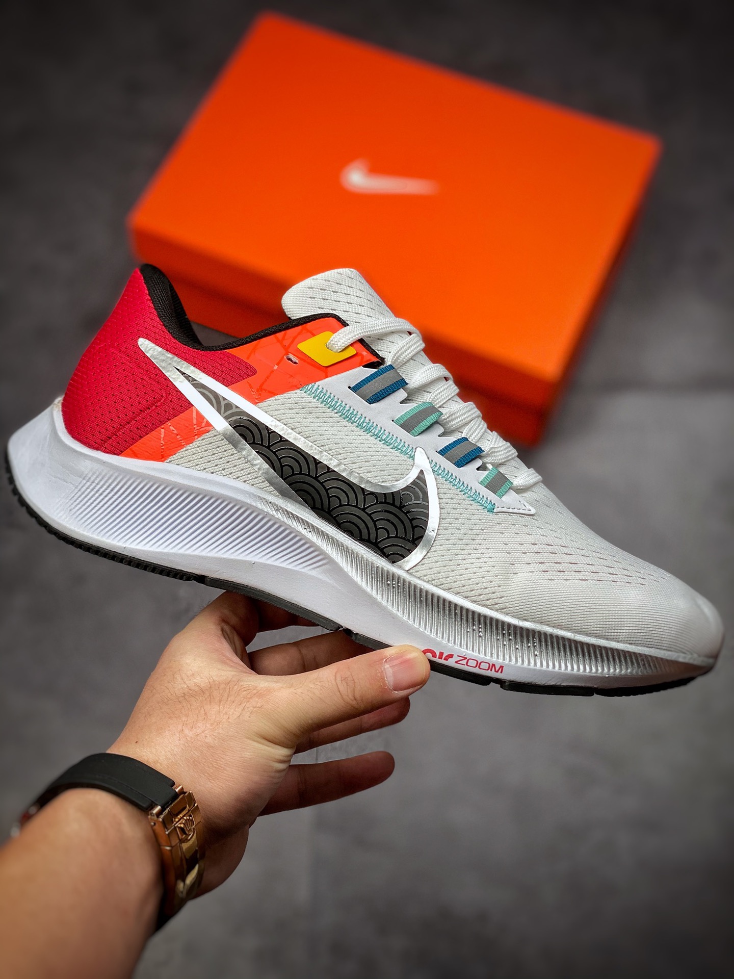 160  Nike Air Zoom Pegasus 38 登月38代网面透气跑鞋/白黑酒红DQ4499-101