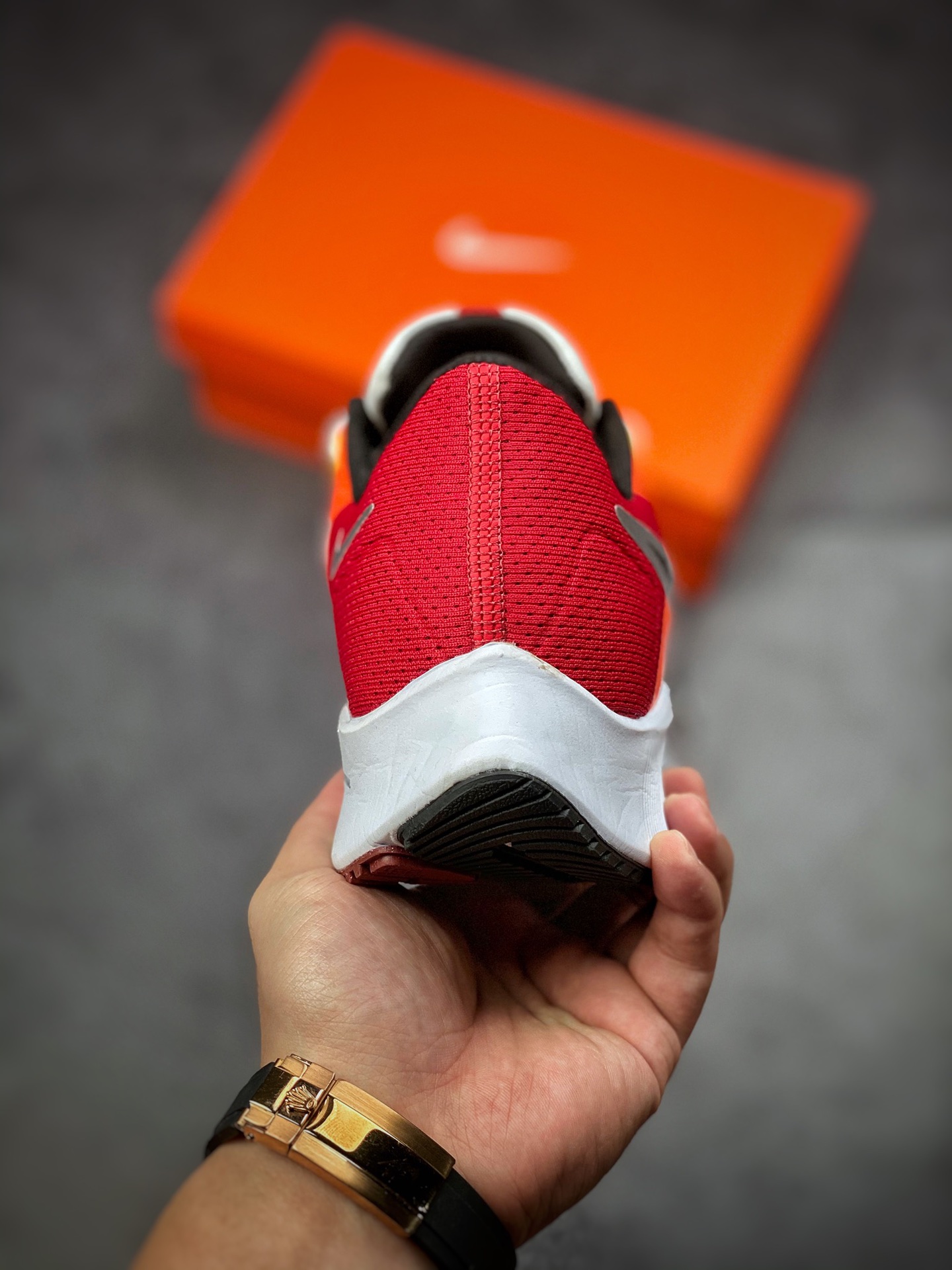 160  Nike Air Zoom Pegasus 38 登月38代网面透气跑鞋/白黑酒红DQ4499-101