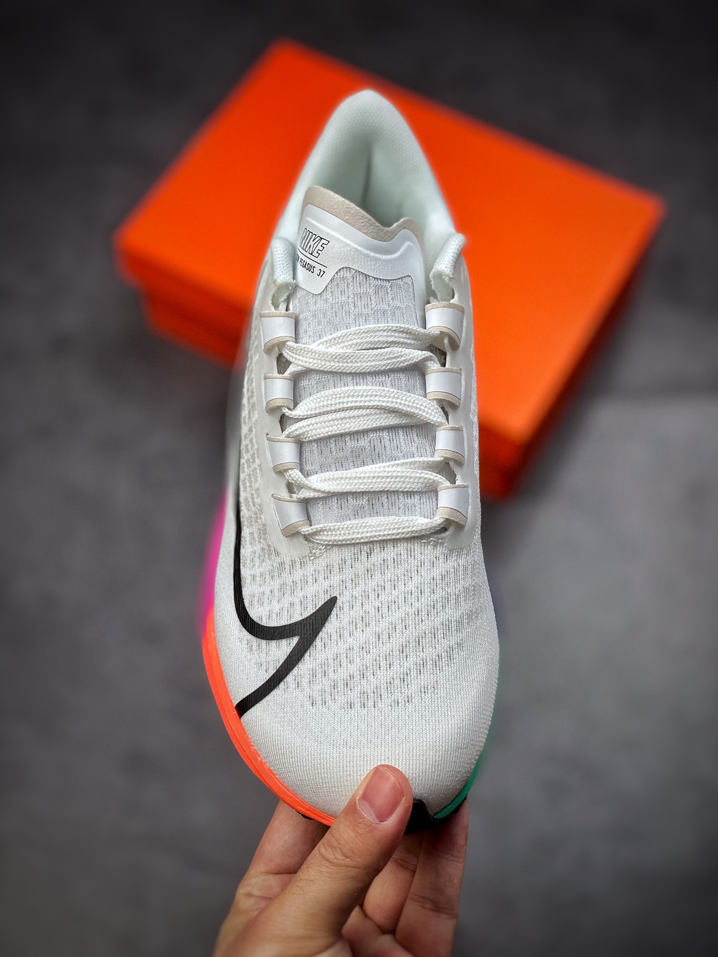 160  全新耐克纯原Nike Zoom Pegasus 37 Turbo 37代飞马涡轮增压马拉松慢跑鞋BQ9646-103