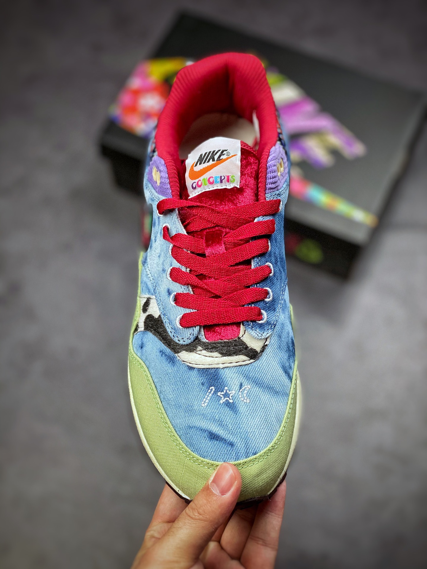 240  Concepts x Nike Air Max 1 SP  ”Mellow” 腰果花DN1803-300
