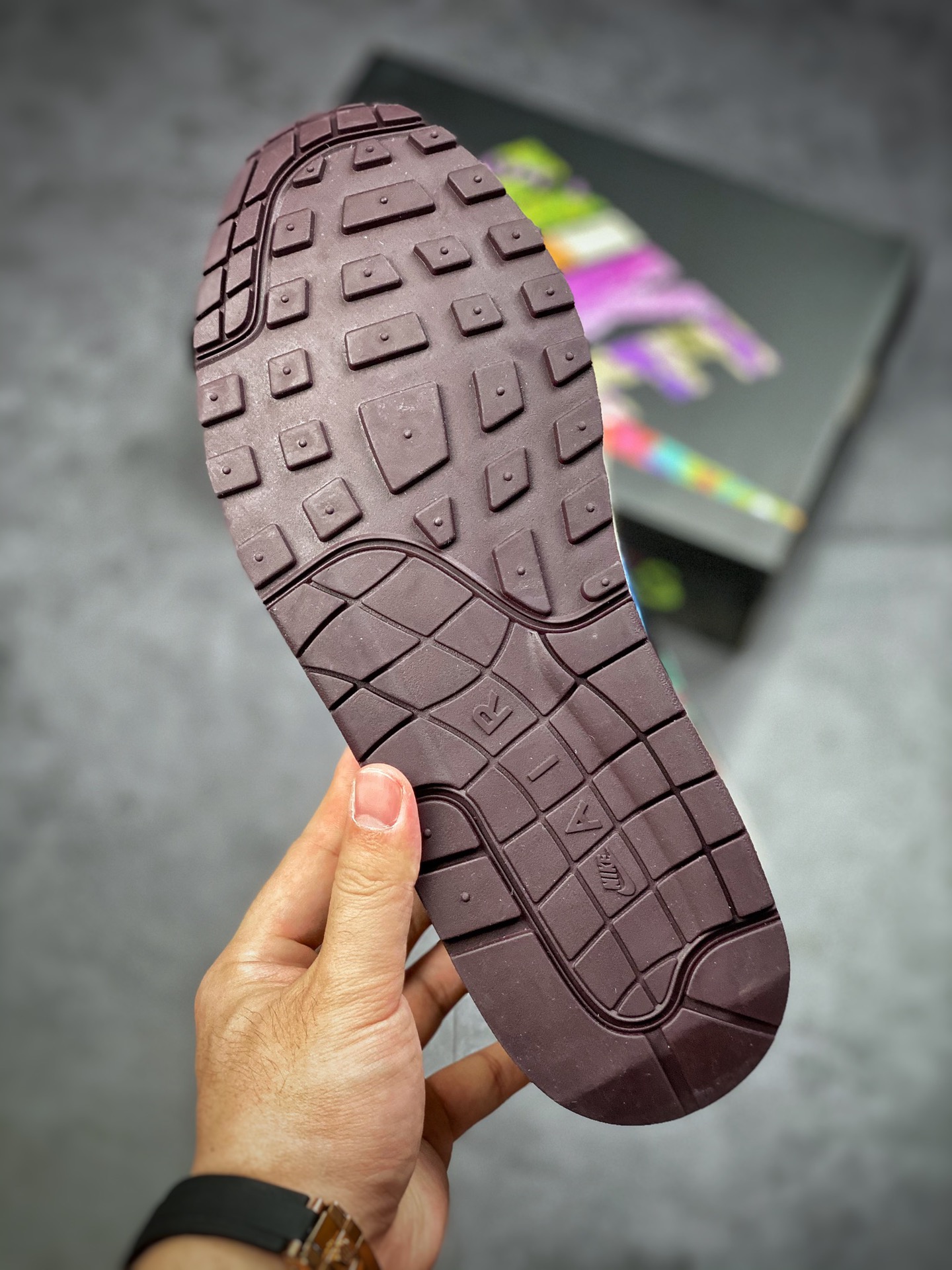 240  Concepts x Nike Air Max 1 SP  ”Mellow” 腰果花DN1803-300