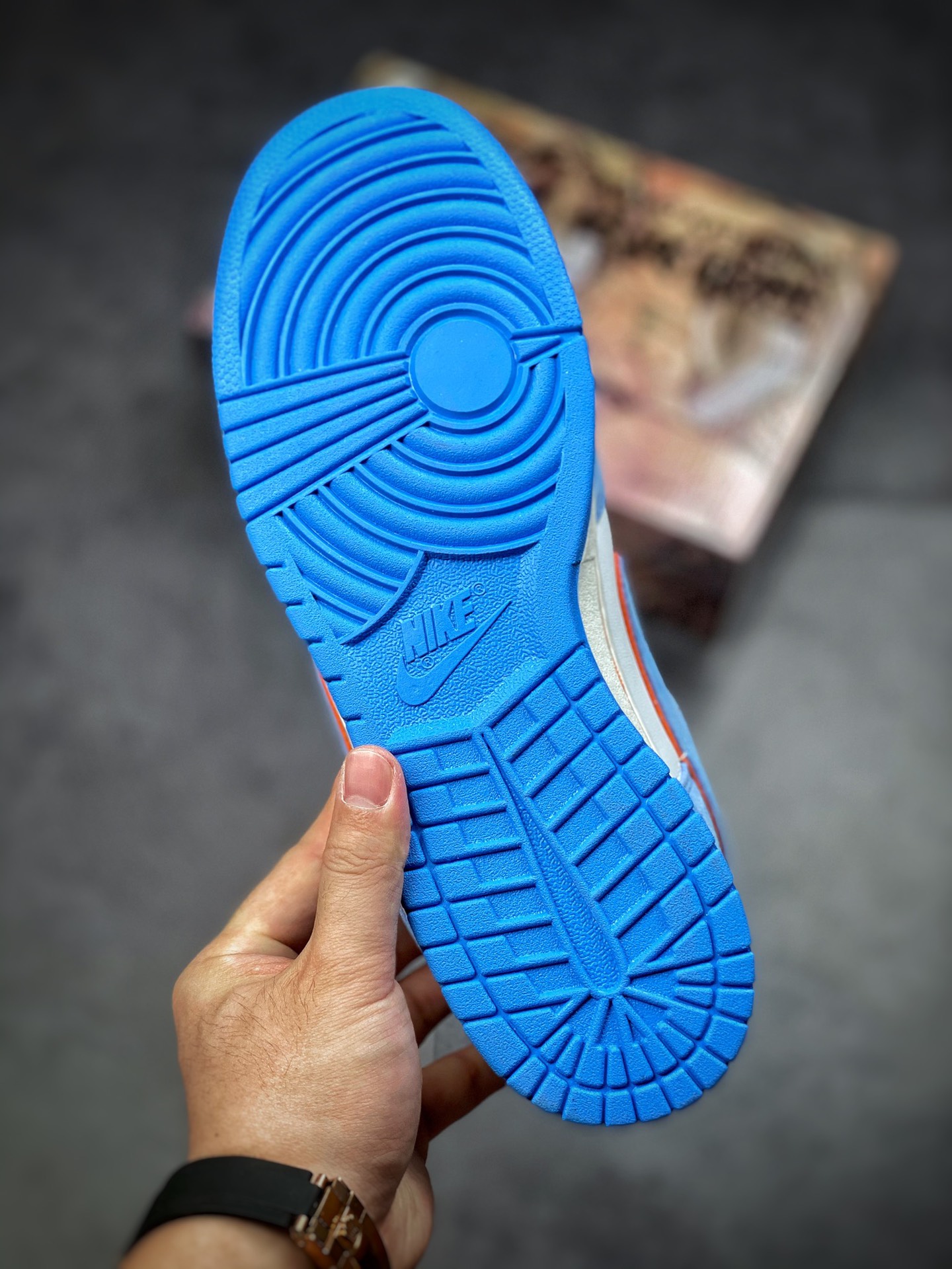 200  #性价比版本 Otomo Katsuhiro x Nike SB Dunk Low ”Steamboy OST”  LF0039-009