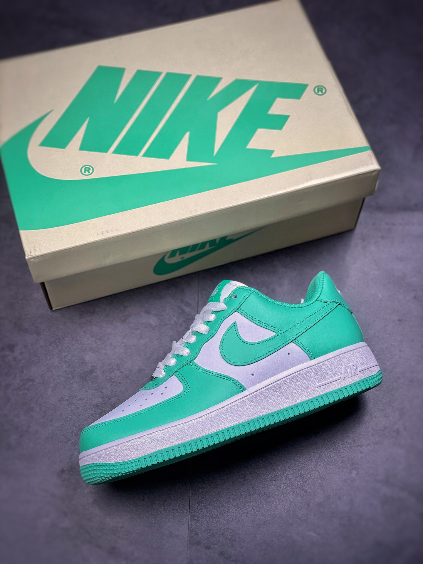 240  Nike Air Force 1 Low 07 蒂芙尼绿 BS8871-104