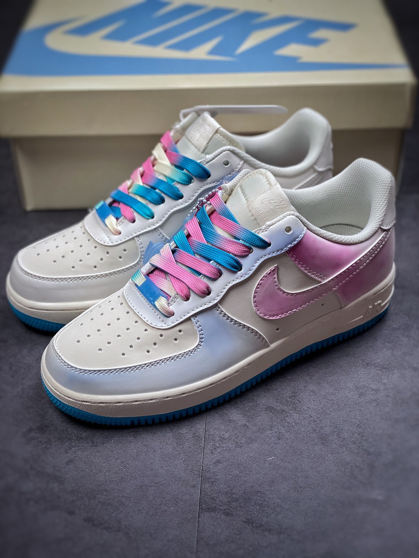 260  Nike Air Force 1 Low 07 “七彩热感应” 原楦头原纸板 CH6696-326