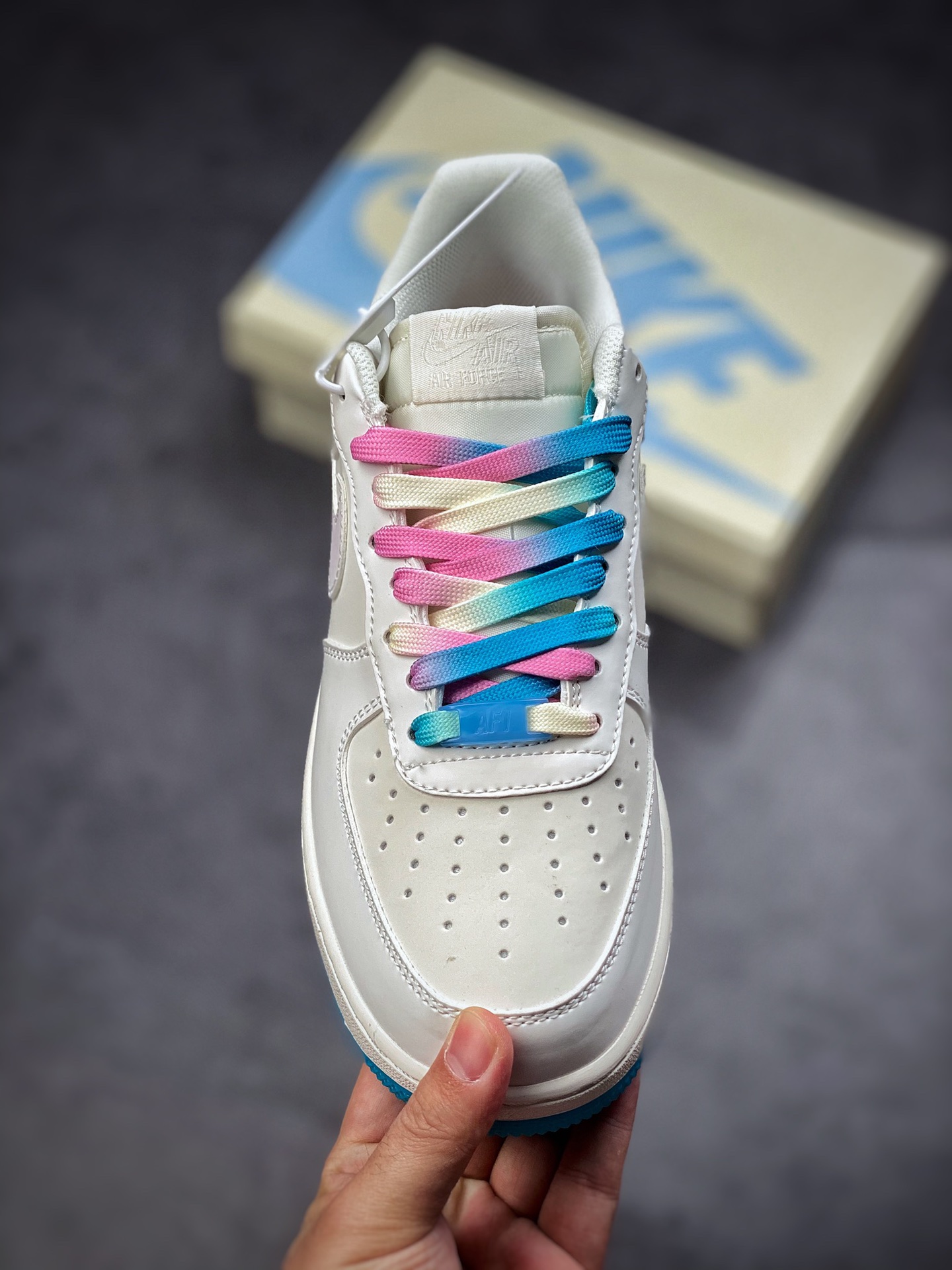 260  Nike Air Force 1 Low 07 “七彩热感应” 原楦头原纸板 CH6696-326