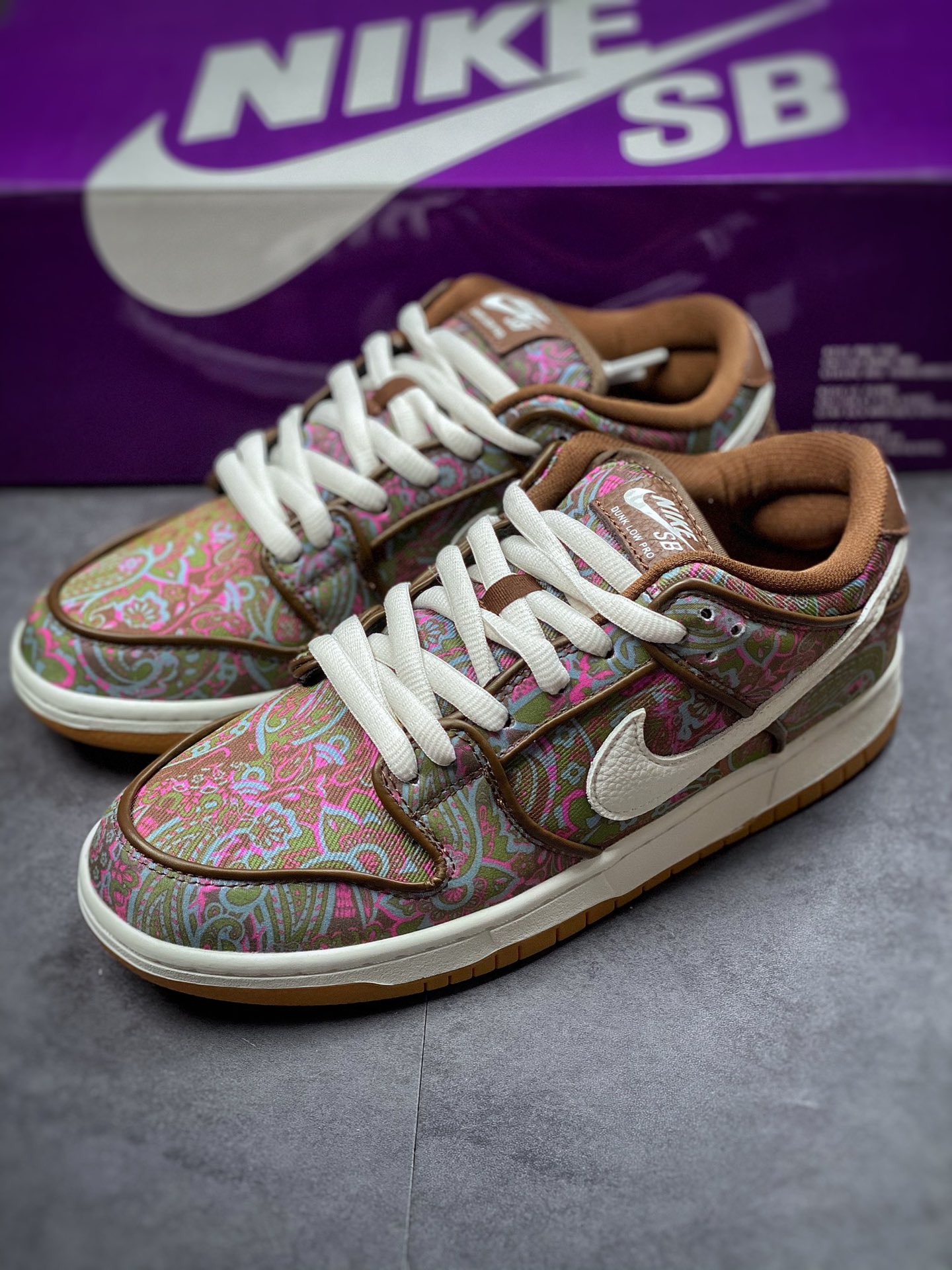 400  Nike SB Dunk Low “Paisley” 新腰果花 DH7534-200
