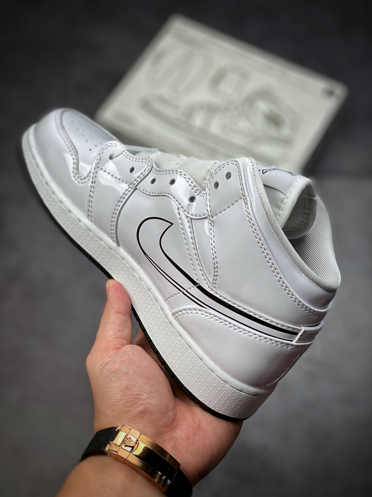 260  原装裸鞋级 市面最高工艺产物 Air Jordan 1 MID 纯原系列DQ1864-100
