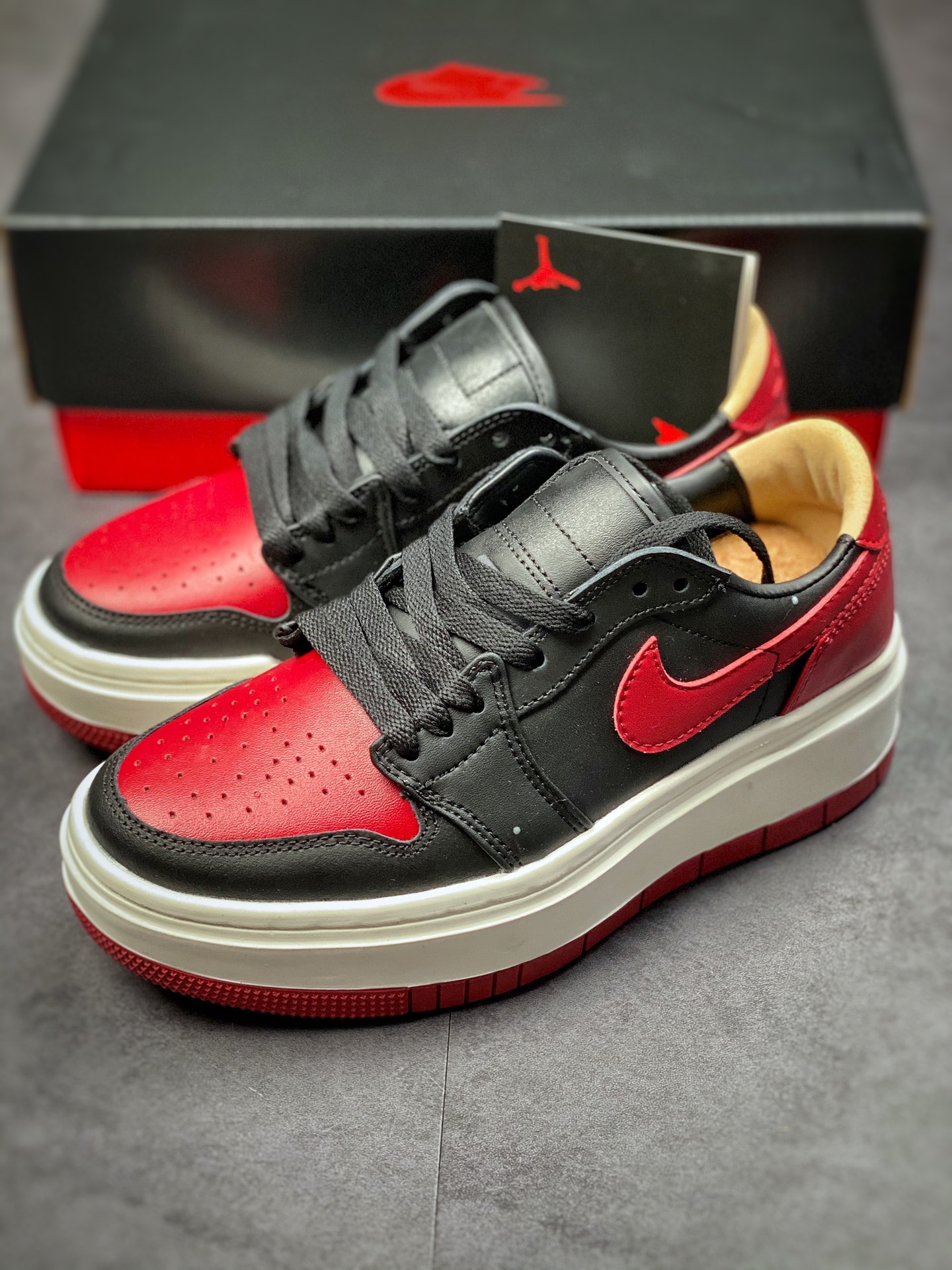 180  # Air Jordan 1 Elevate Low SE 厚底复古篮球鞋 黑红禁穿 DQ1823-006