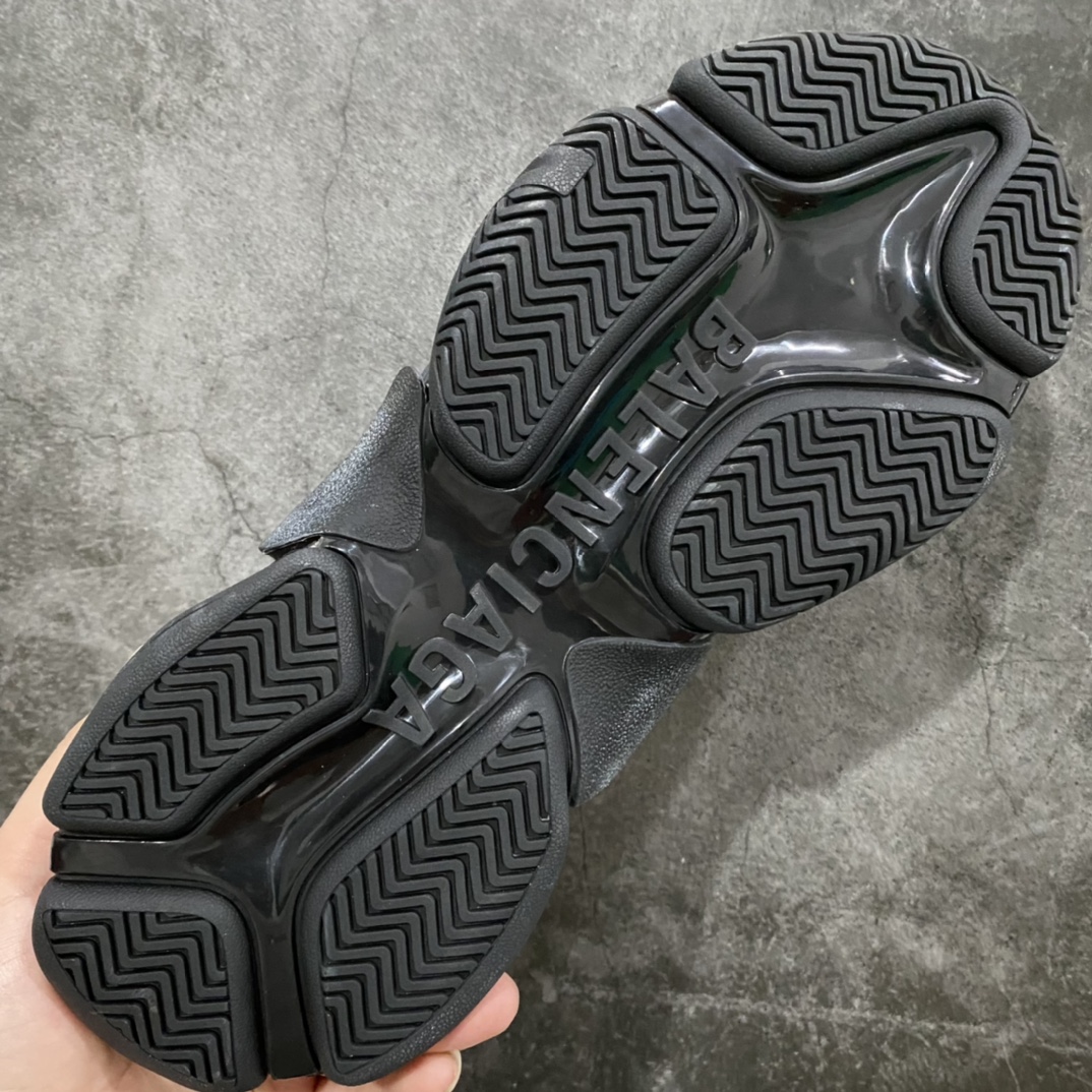 图片[9]-总裁版本巴黎世家气垫 Balenciaga Tripls S气垫老爹鞋纯黑 几个巴黎大厂做工最好的一个版本 全部原厂材料 细节极度还原 尺码：35-45-选品中心