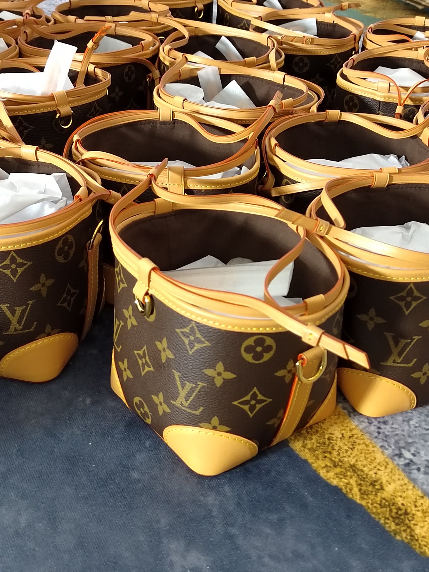 NO:176765,M57099 Baked Mai Bao real shot,19860909M57099 烧麦包大货实拍,,Bag