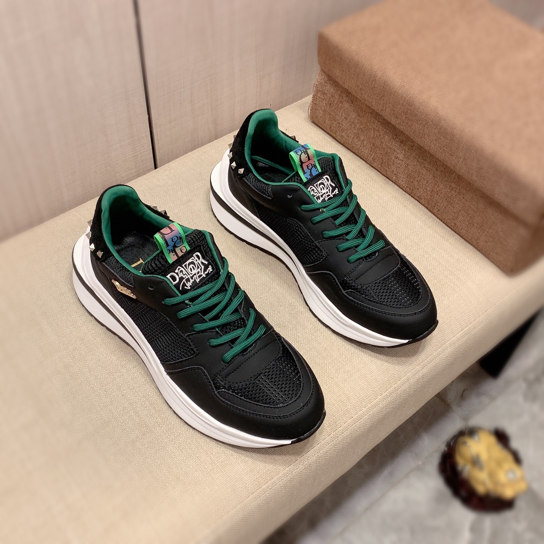 I5     原版1:1 迪奥* 官网•同款高•版本最新•爆款休闲鞋，专柜1:1。顶端品牌 奢侈～代购，顶级～质量。专柜同卖产品[强]鞋面選用进口透气纱网面料搭配牛皮材质➕透气羊皮内里•精细做工。原版个性时尚柔软橡膠耐磨防滑大底，上脚轻巧舒适，实物拍摄🎬實物更好看，012广州码: 38-44，2️⃣色可选