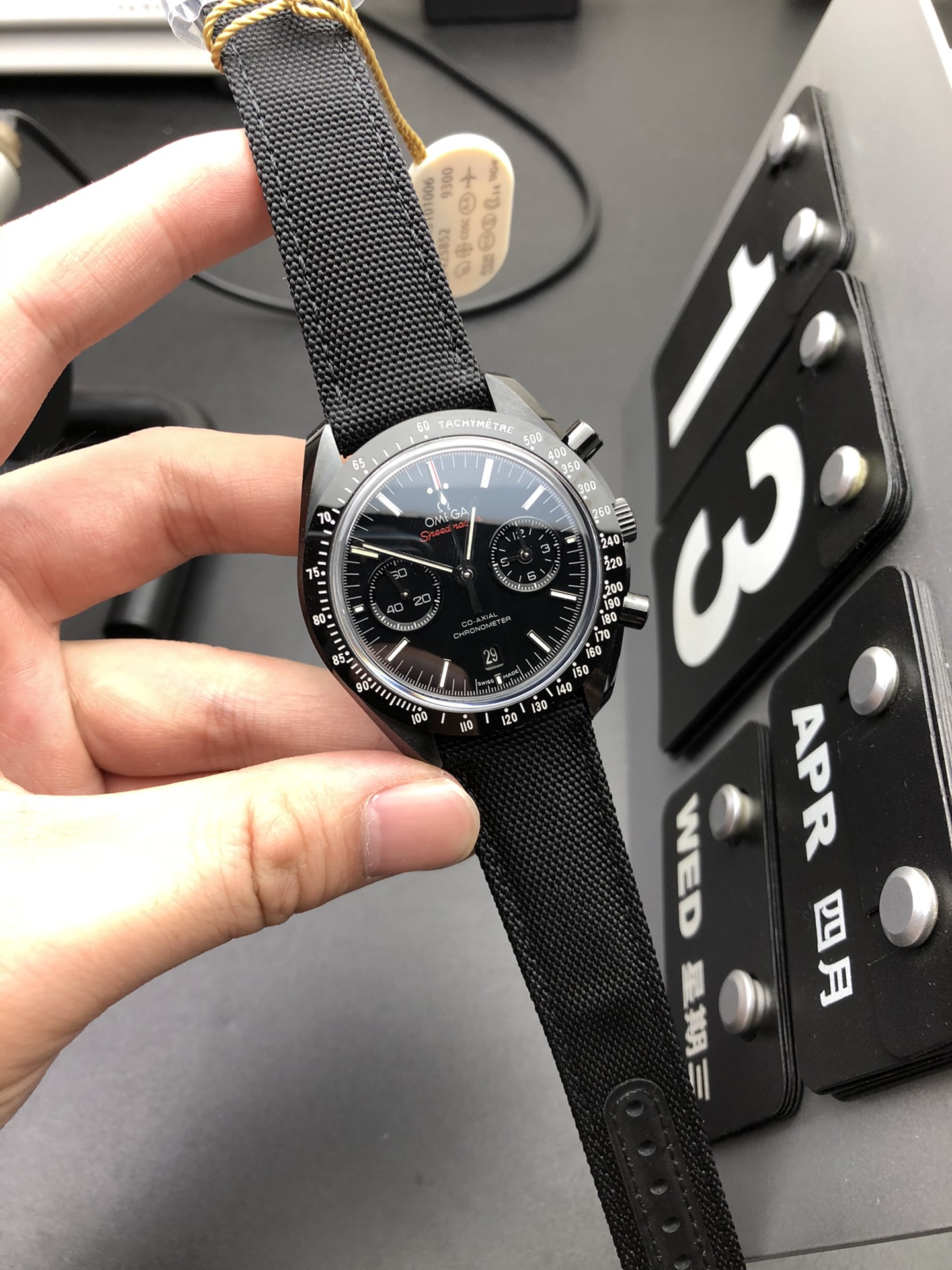Omega OM 陶瓷超霸