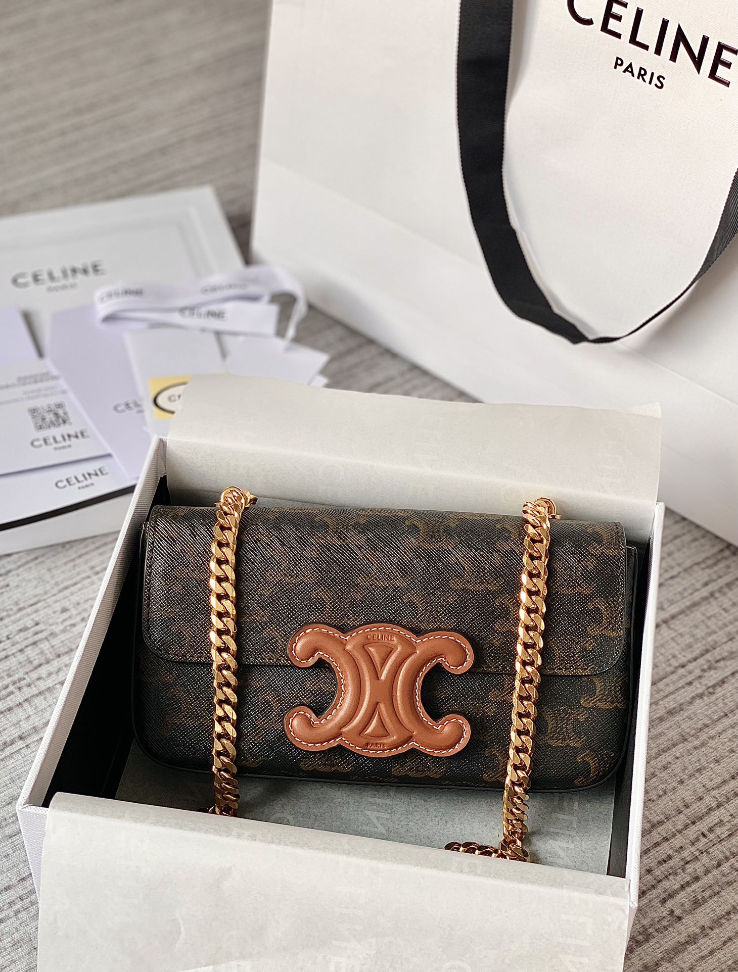 CELINE赛琳CUIR TRIOMPHE 凯旋门链条肩背包199242