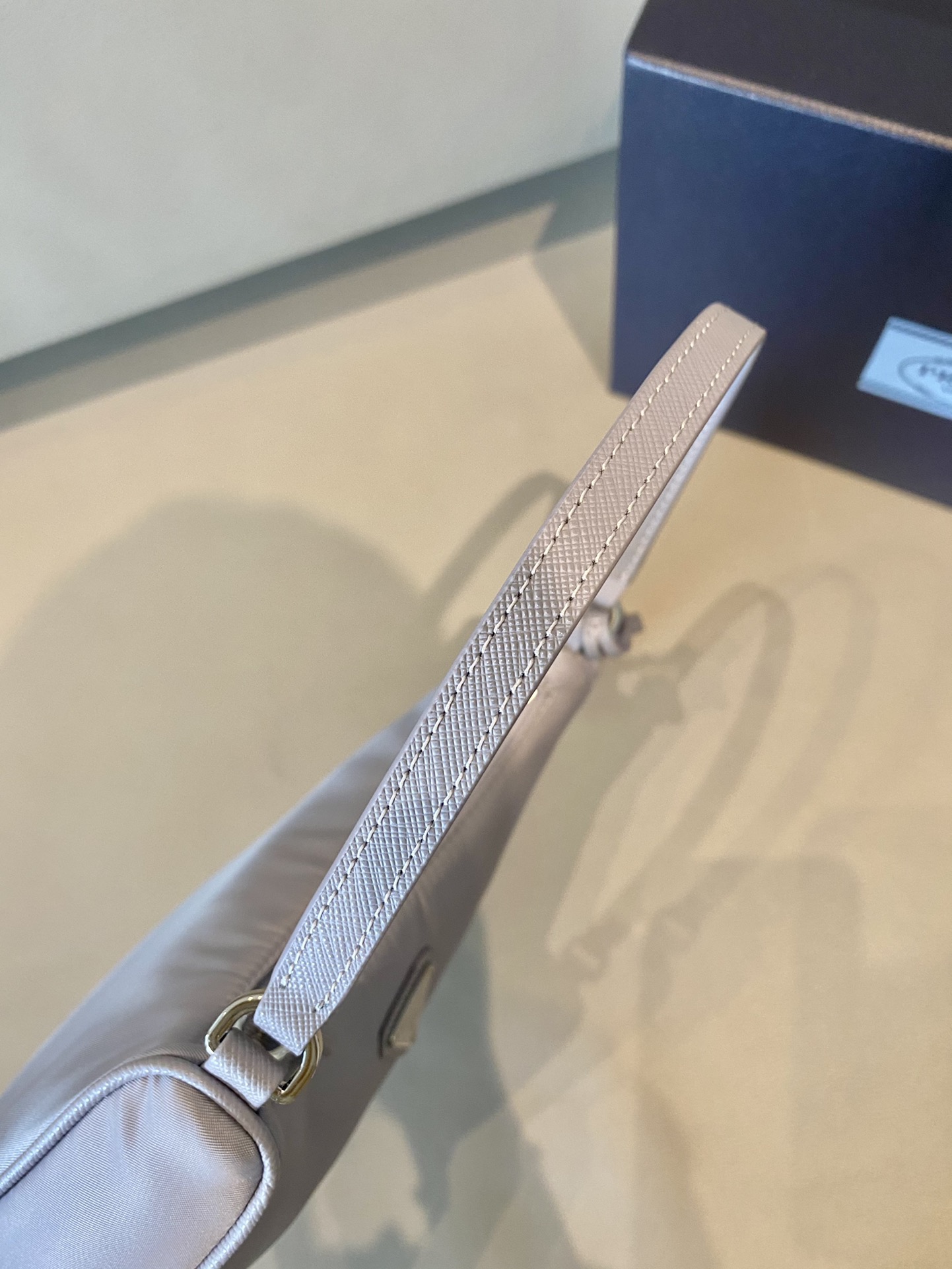 PRADA普拉达进口原厂降落伞布料月亮形中古包1NE204