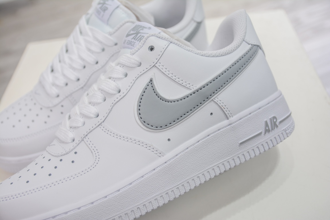 NikeAirForce1Low白灰