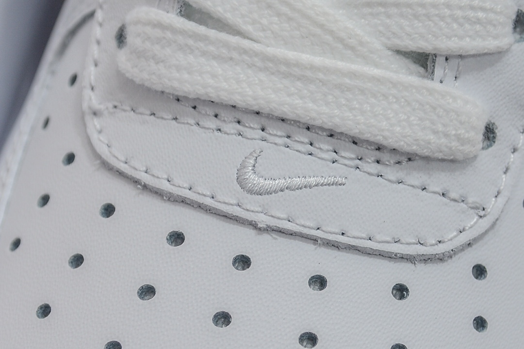 NikeAirForce1Low白灰