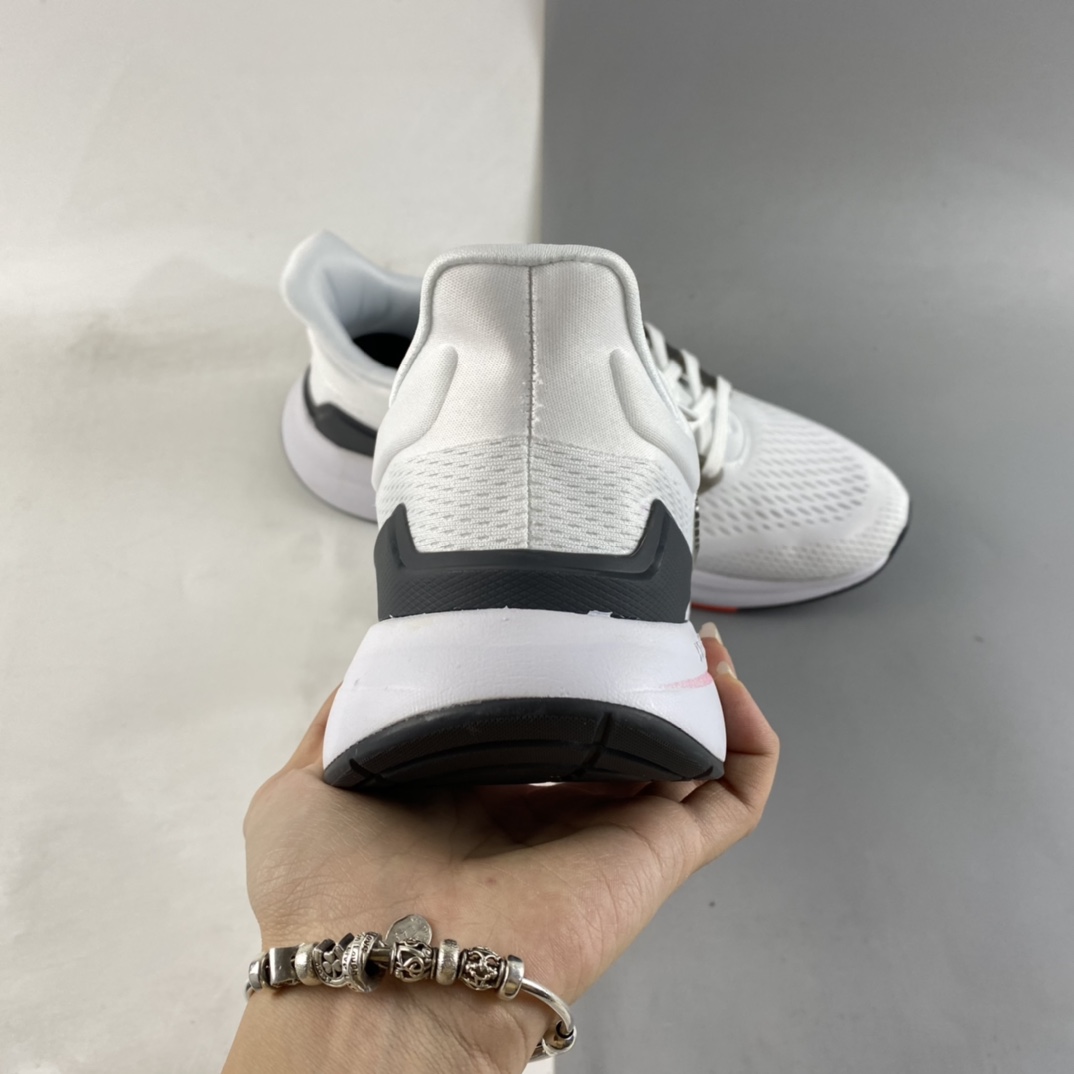 P170  Adidas  EQ21RUN 阿迪轻盈系列网布透气慢跑鞋 H00511