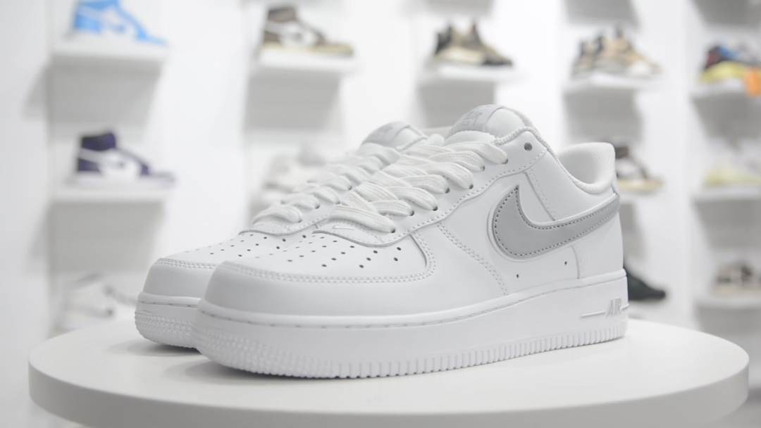 NikeAirForce1Low白灰