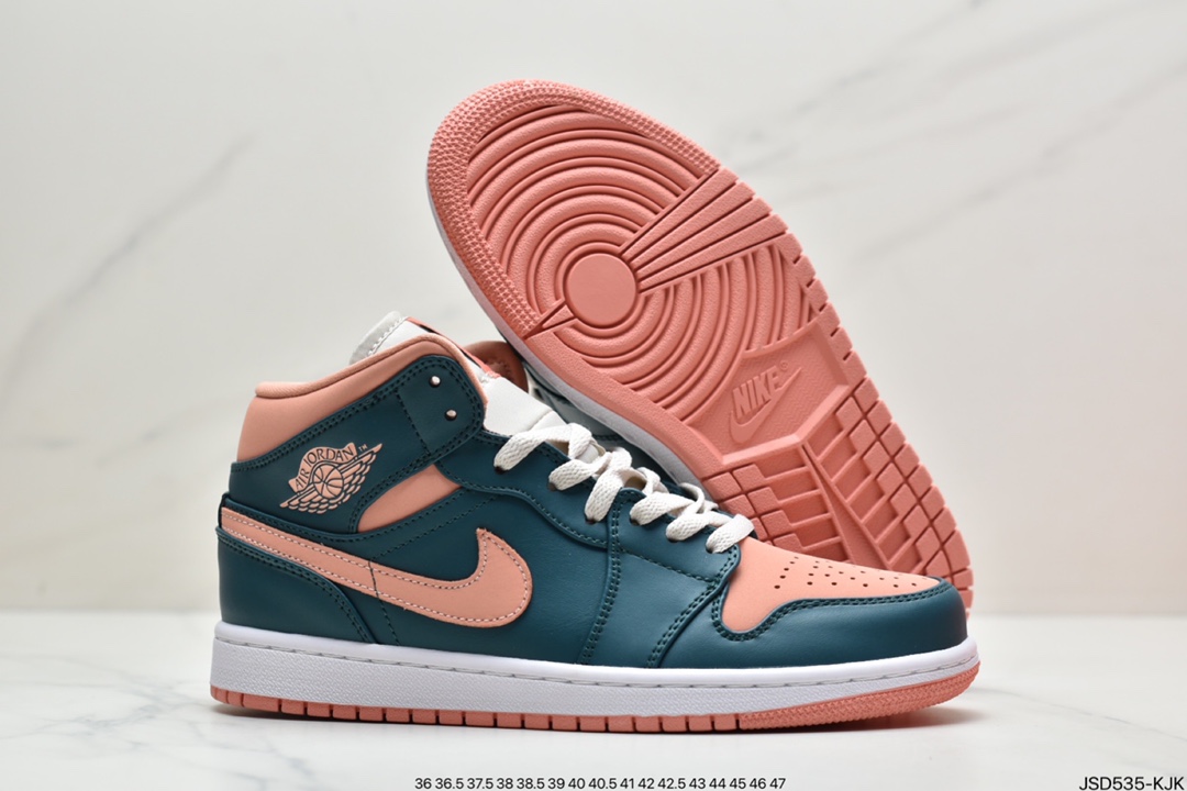 200 耐克Air Jordan 1 Shadow 无疑是 Air Jordan 系列BQ6472