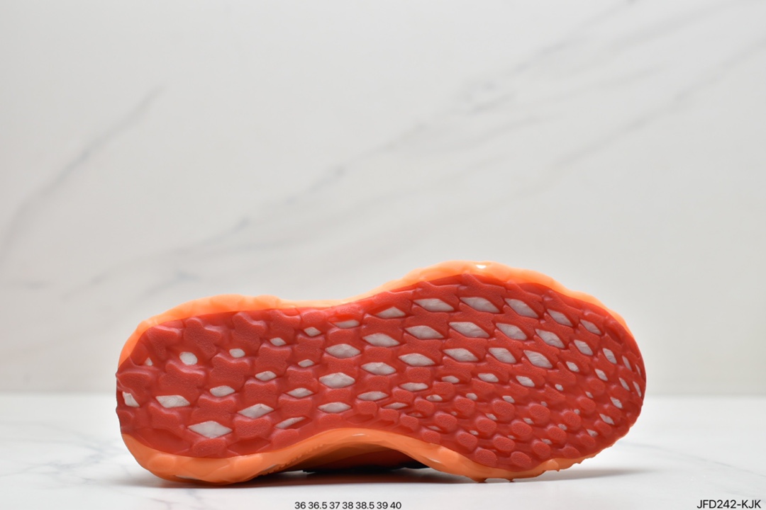 170 阿迪达斯ULTRABOOST WER DNA针织透气鞋面 真爆大底复古跑鞋GY4166