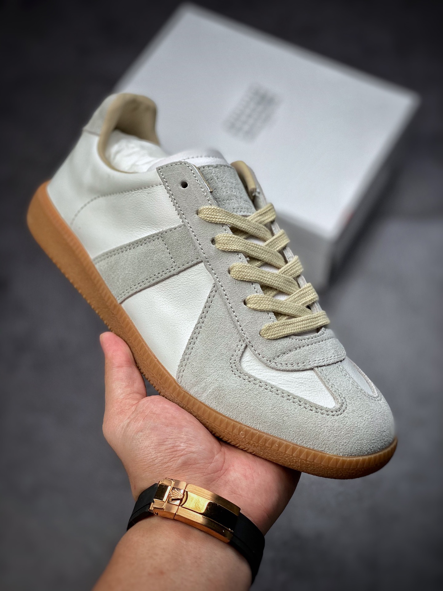 220   Classic Replica Leather Low sneaker经典绅士德训平底百搭板鞋S57WS0236