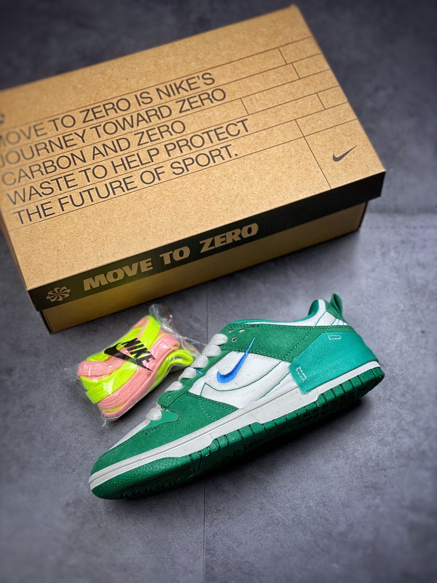 300  Nike Dunk Low Disrupt 2“Malachite” 孔雀石  DH4402-001