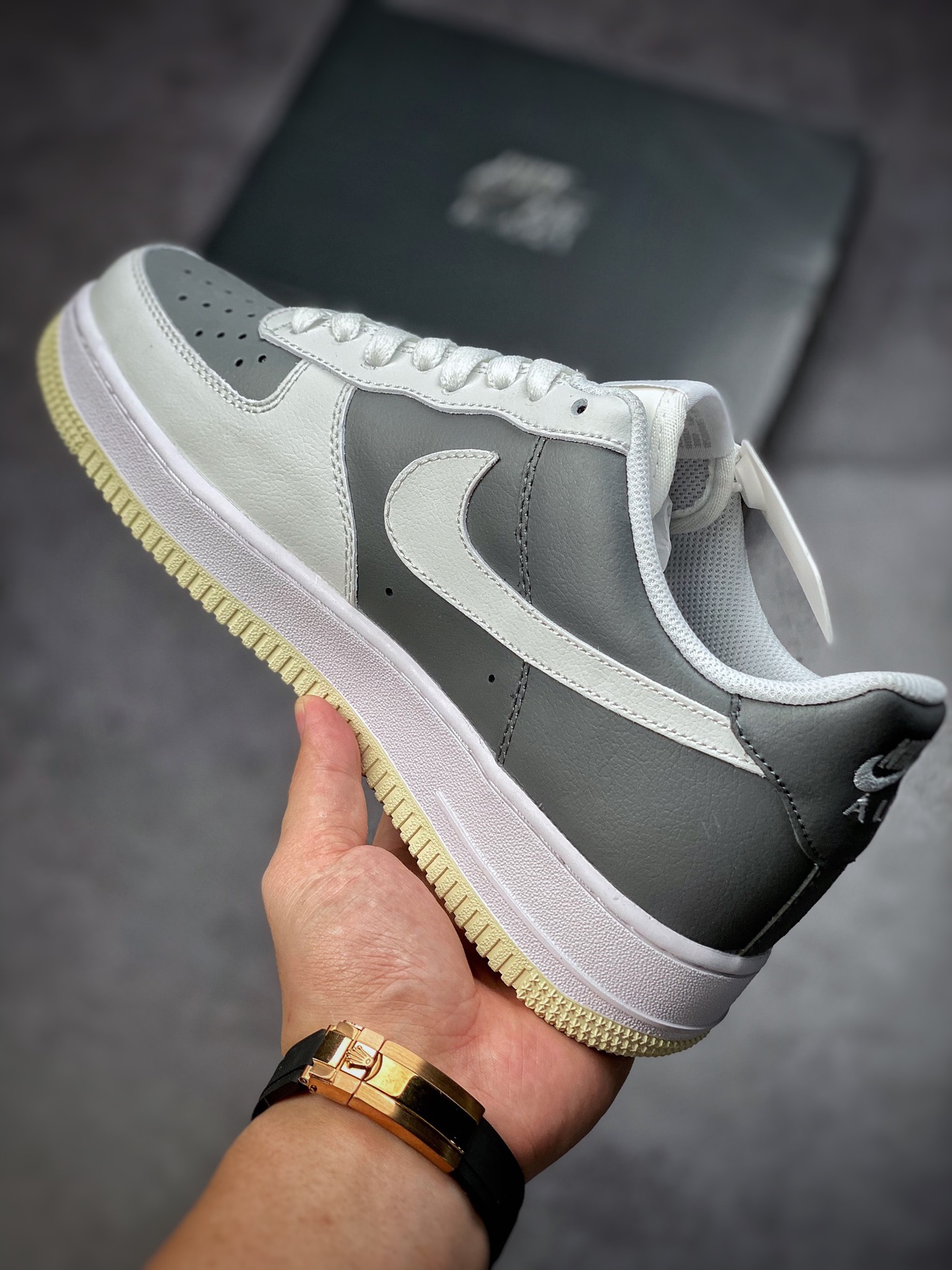200  Nike Air Force 1 Low 07 白深灰拼接CW2288-119
