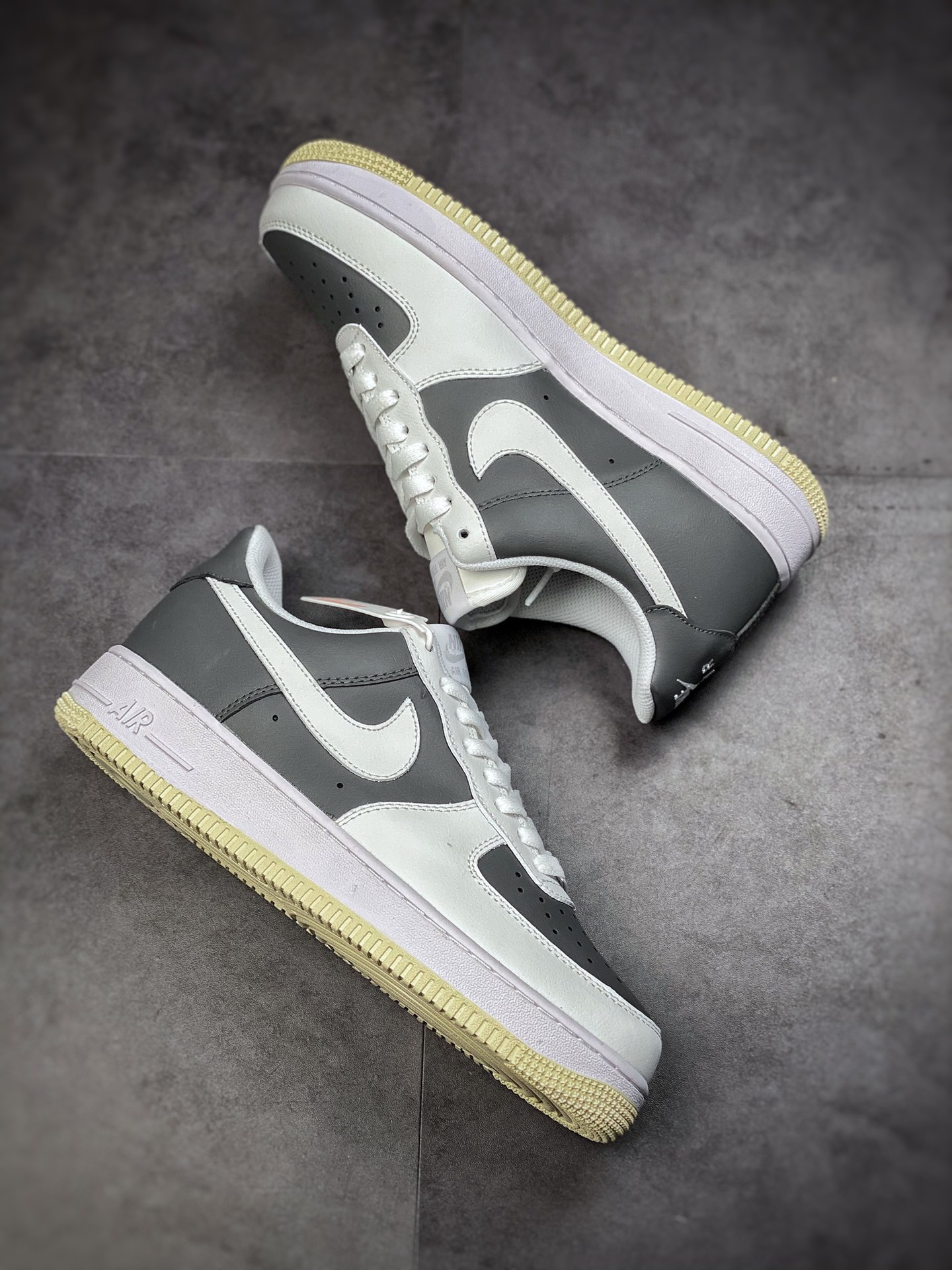 200  Nike Air Force 1 Low 07 白深灰拼接CW2288-119