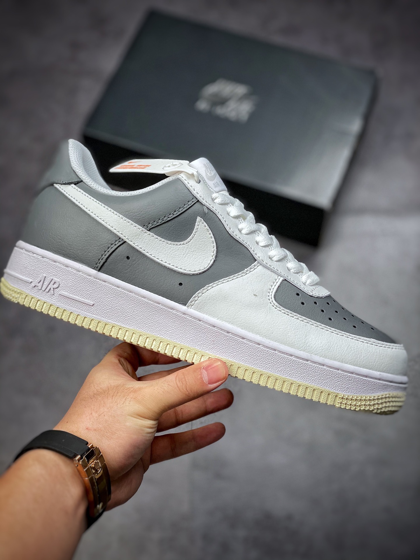 200  Nike Air Force 1 Low 07 白深灰拼接CW2288-119
