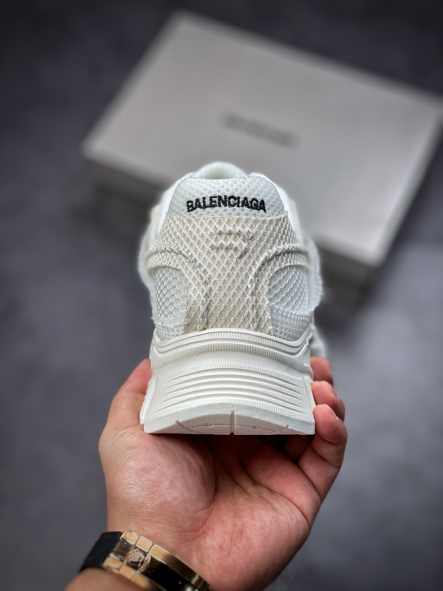 280 BALENCIAGA Phantom Trainer Low-Top Sneaker”White/Black”幻影系列低帮慢跑鞋678869 W2E92 9000