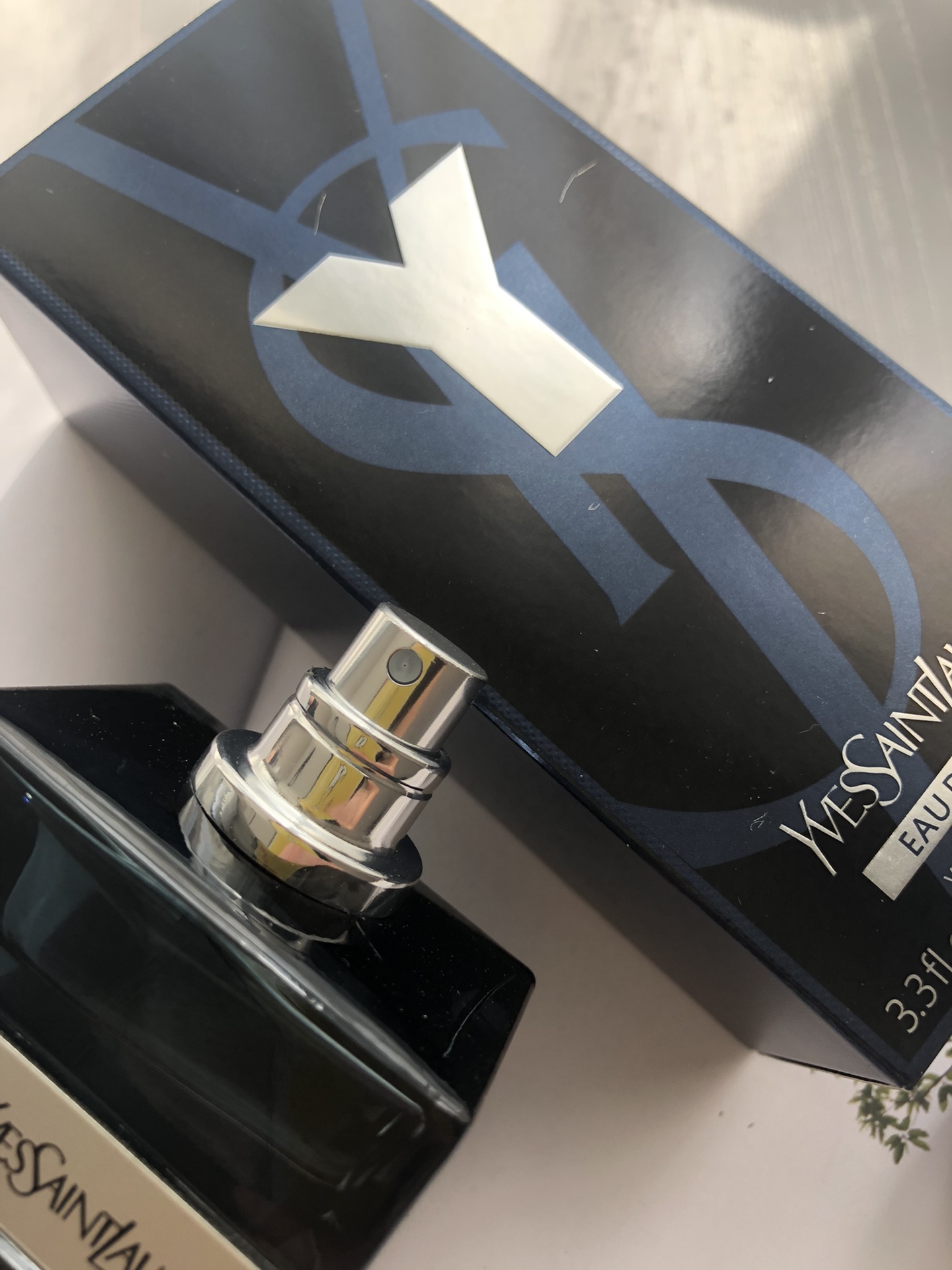 Yves Saint Laurent Y Eau de Parfum for Men - 3.3 oz (100ml) Spray 5 i1649922372 2038 4
