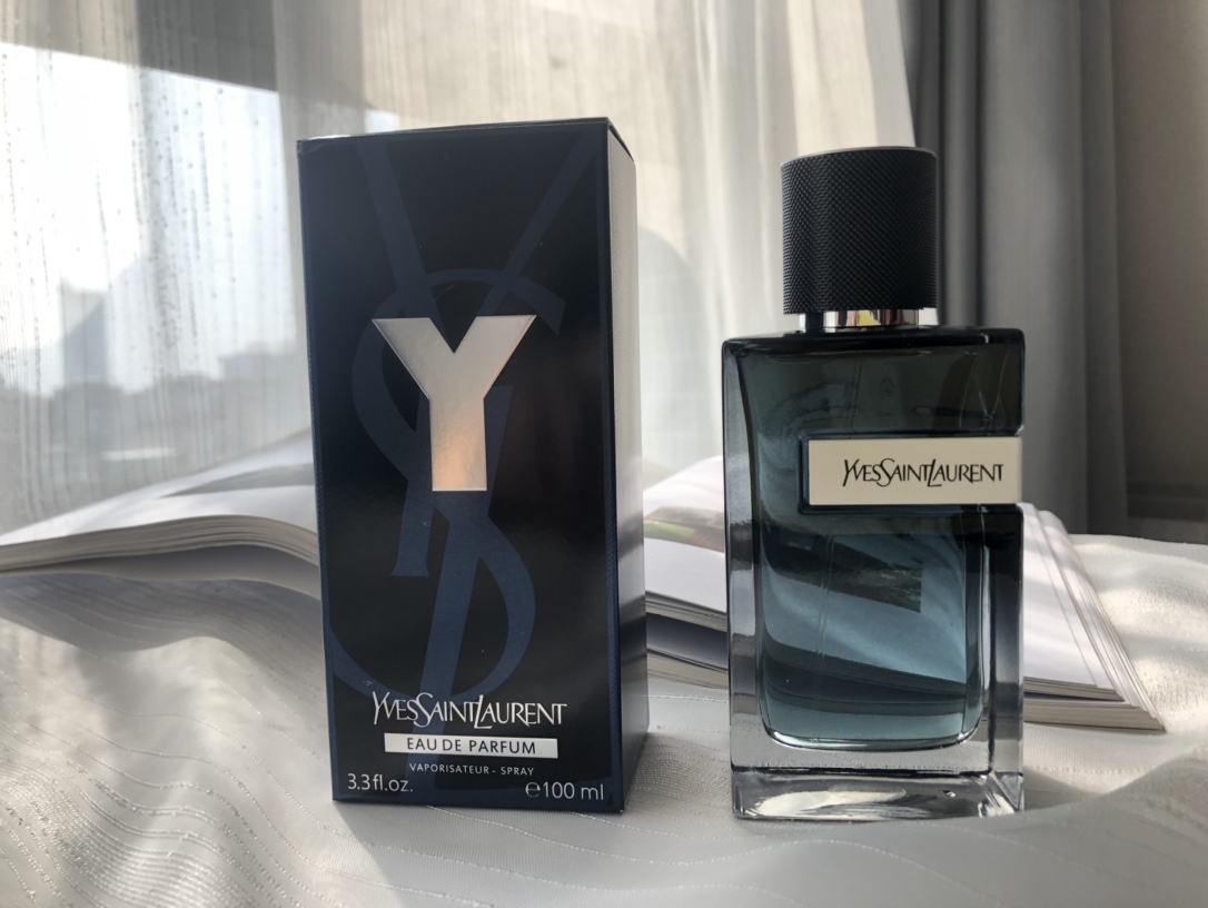 Yves Saint Laurent Y Eau de Parfum for Men - 3.3 oz (100ml) Spray 1 i1649922372 3137 0