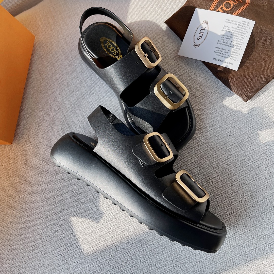 Luxurious Todd’s Summer Sandals in Italian Leather with Branded Details - 图片 4