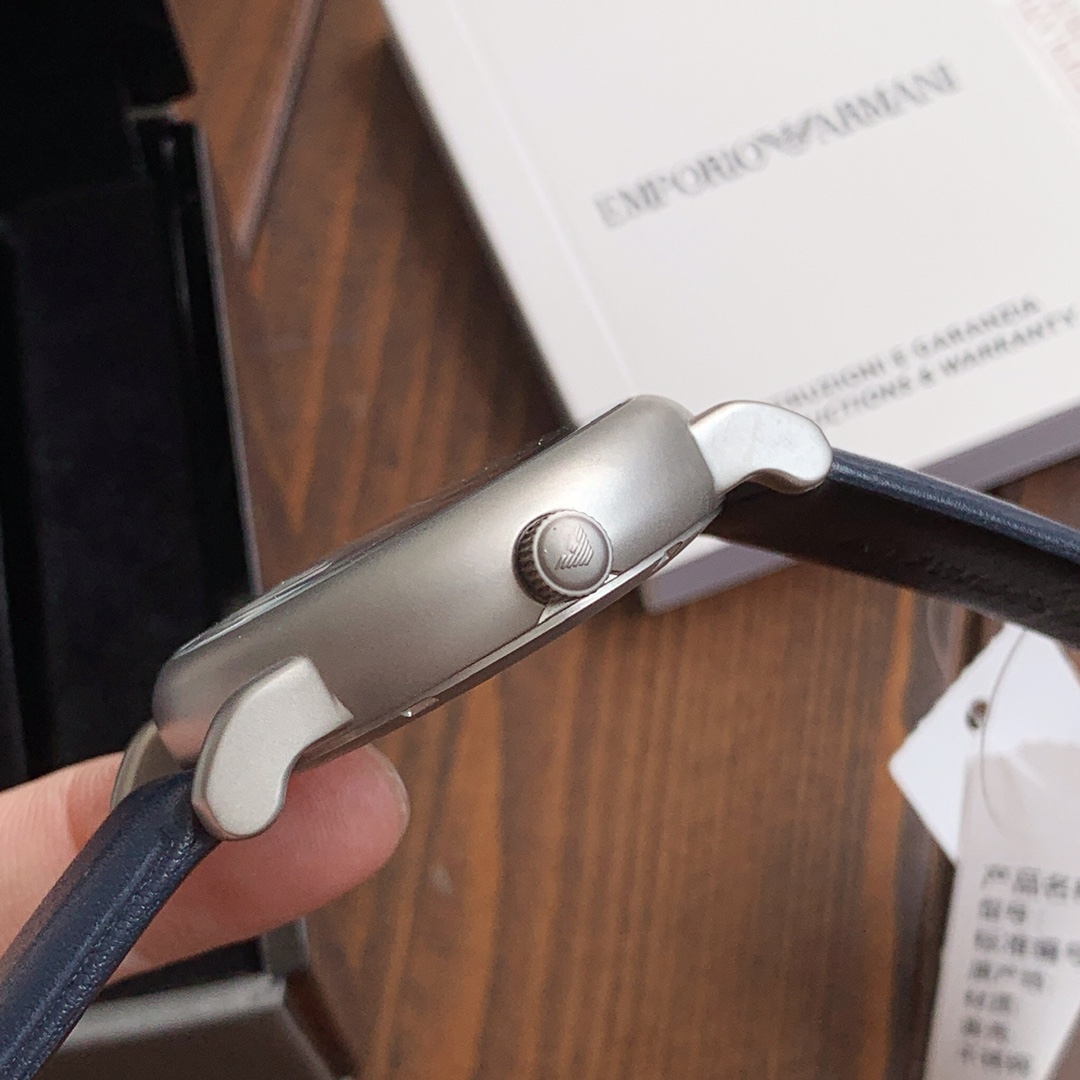 批💰450配盒
原厂阿玛尼（ARMANI）AR60012，全自动机械表，前后镂空设计，精细！惊艳！316精钢配真皮表带，表径~43mm，带包装，一手价出！