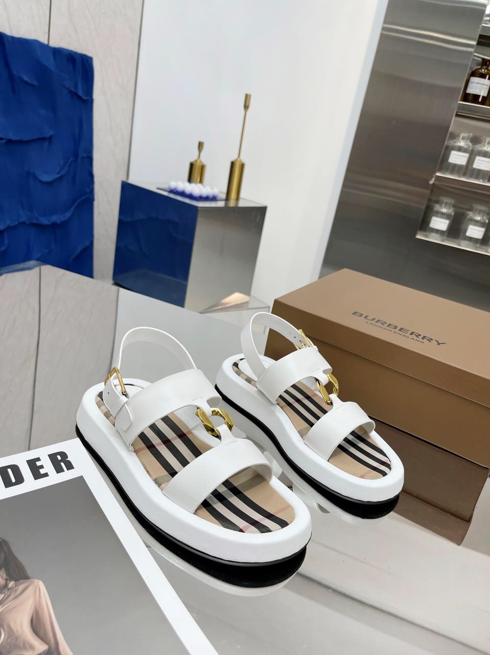 Burberry Burberry 2022 estallido de la línea bordada clásica zapatillas a cuadros envío, la compra d