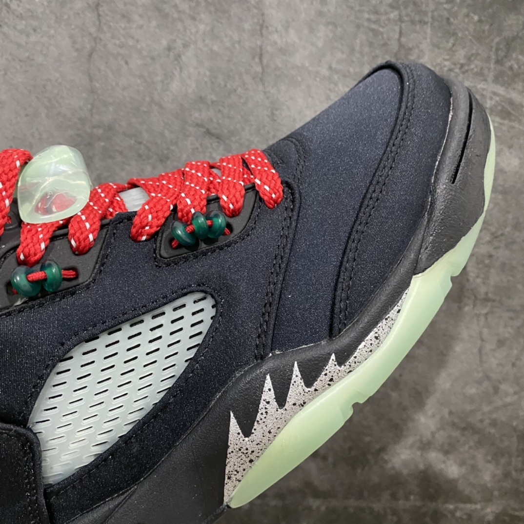 图片[6]-Air Jordan 5 Low 冠希联名 夜光丝绸 中国风 原楦原纸版开发数据楦型 采用原面原厂丝绸 鞋面材质 手感顺滑 质感十足 注胶效果及缜密拉帮背胶 Air开窗中底气垫装置 搭载原厂正确夜光大底 货号：DM4640-036 尺码：40 40.5 41 42 42.5 43 44 44.5 45 46 47.5-选品中心