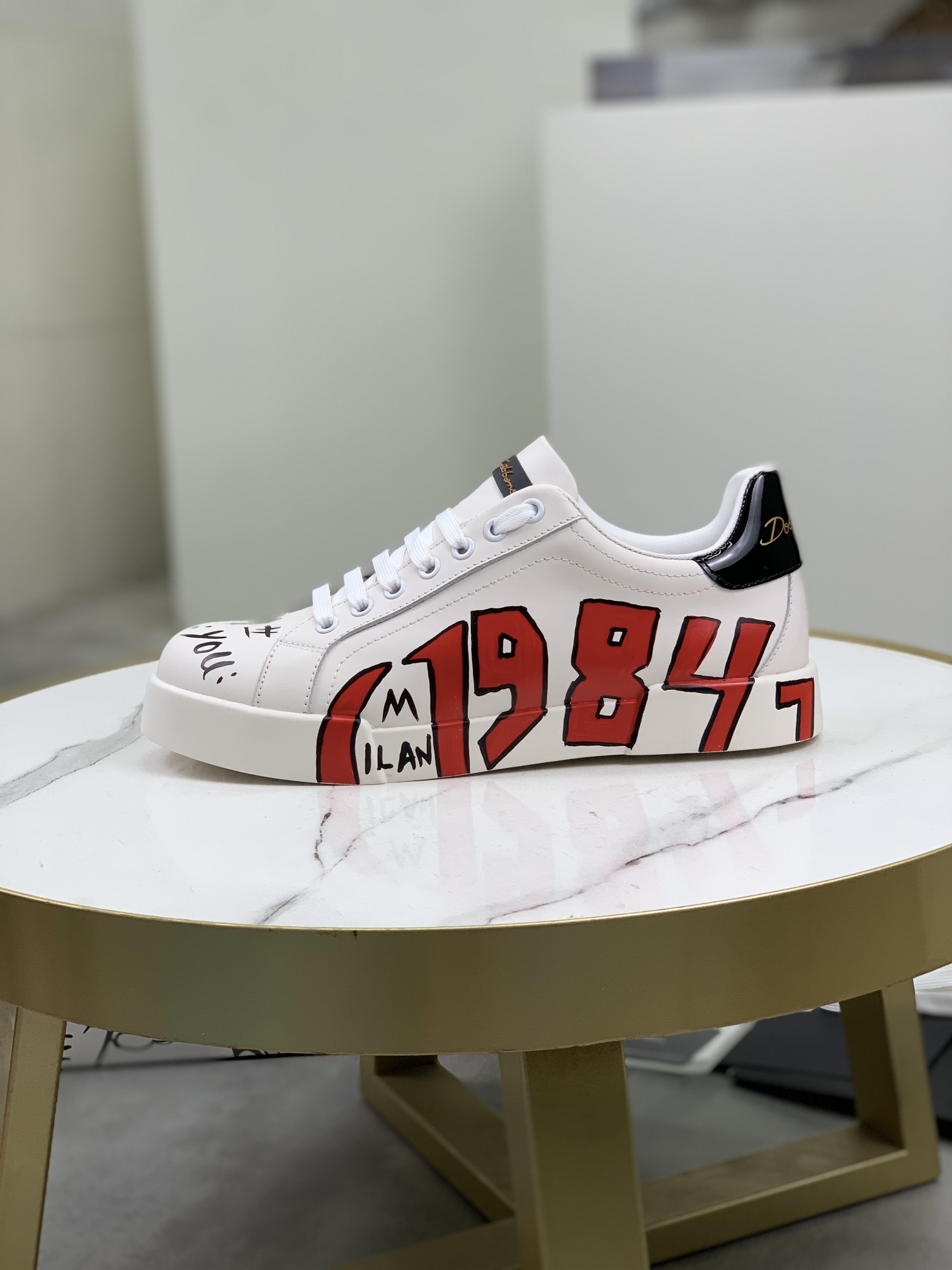 J5 顶级品质 品牌：情侣款 Dolce&Gabbana 杜嘉班纳低帮