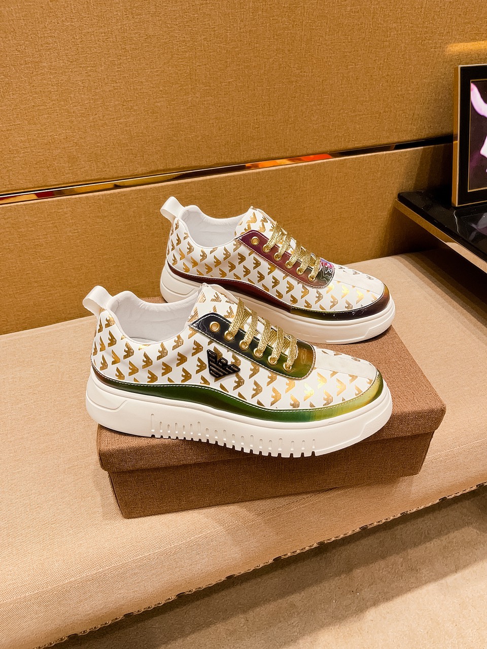 I5  阿玛尼 男鞋高端品牌 官网1：1最新力作：鞋面采用意大利进口头层牛搭配舒适透气内里➕原版防滑耐磨大底制作 ，让行走更加便捷舒适，惊世之作，与官方的质量相比美的1：1复刻[色]打造时尚个性衬托你的与众不同潮男必备!经典