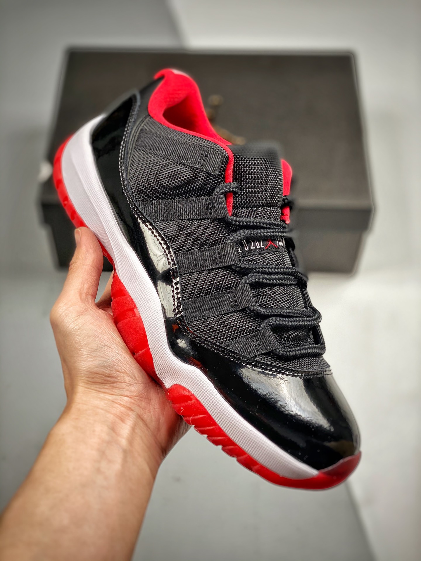 -3 Air Jordan AJ11 Low "72-10" Gran Rey Demonio, desarrollado con horma original y datos de archivo, sello de…
