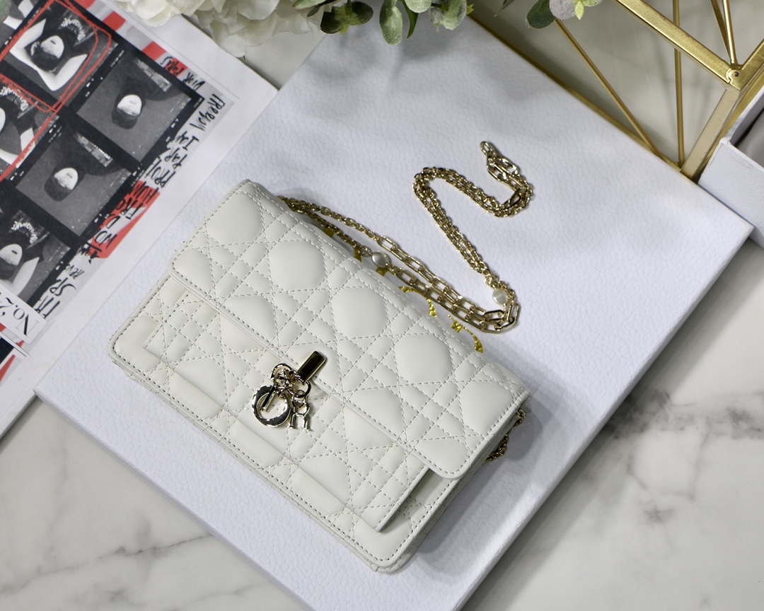 Chain Handbag Lambskin Cannage Flap Multi-Compartment Beaded Chain