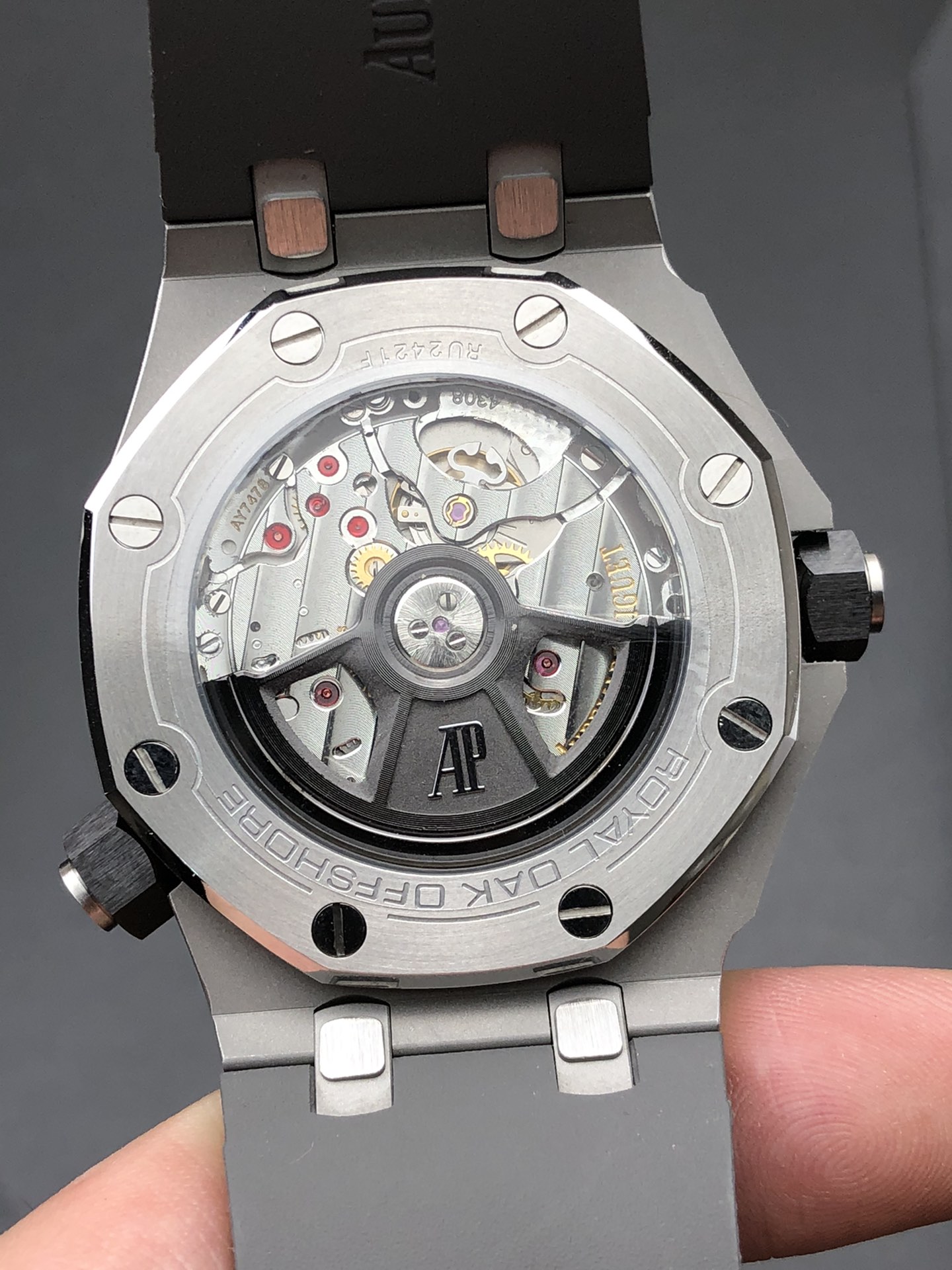 Audemars Piguet 新款亮相 离岸型——新款15720