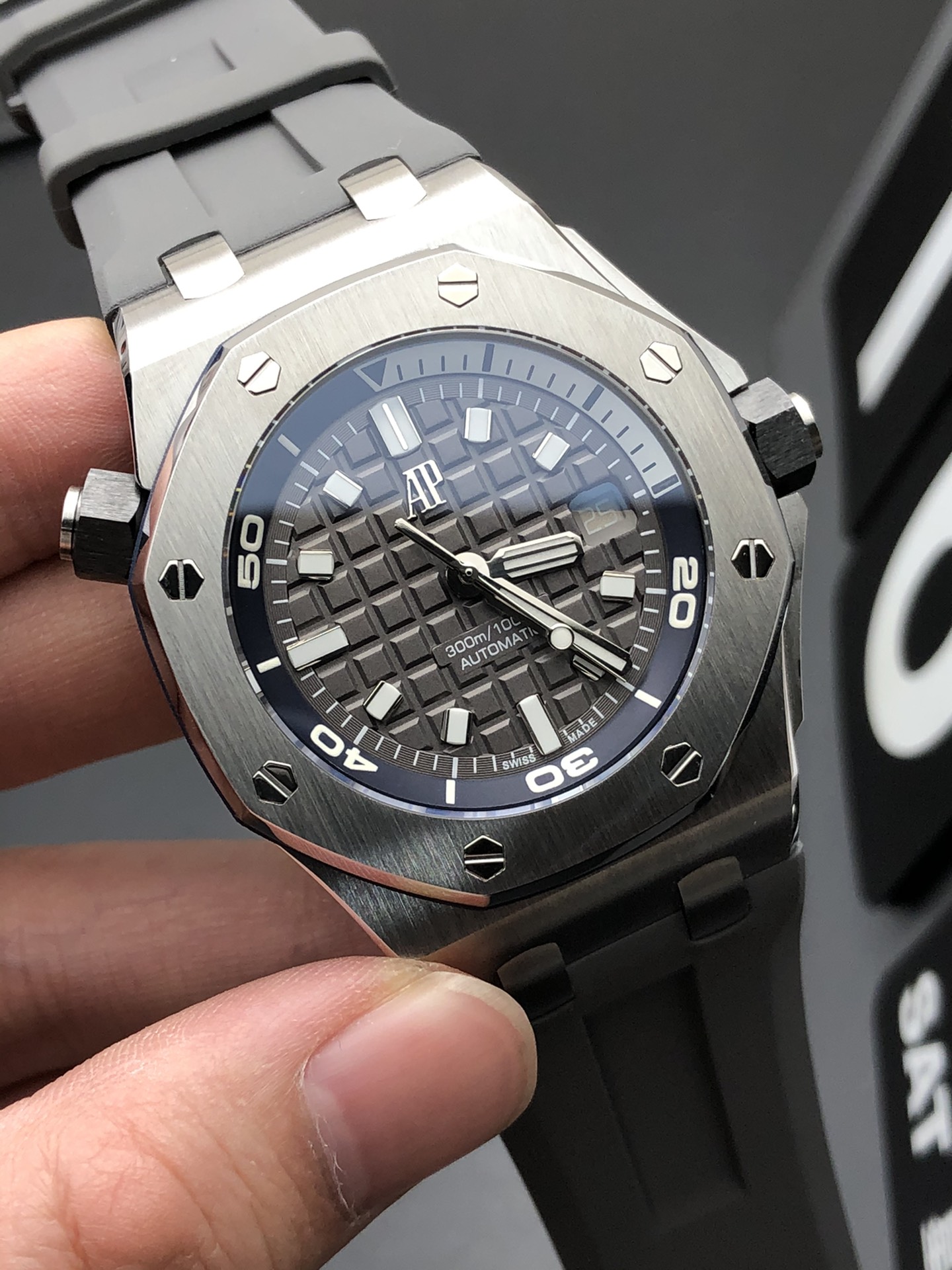 Audemars Piguet 新款亮相 离岸型——新款15720
