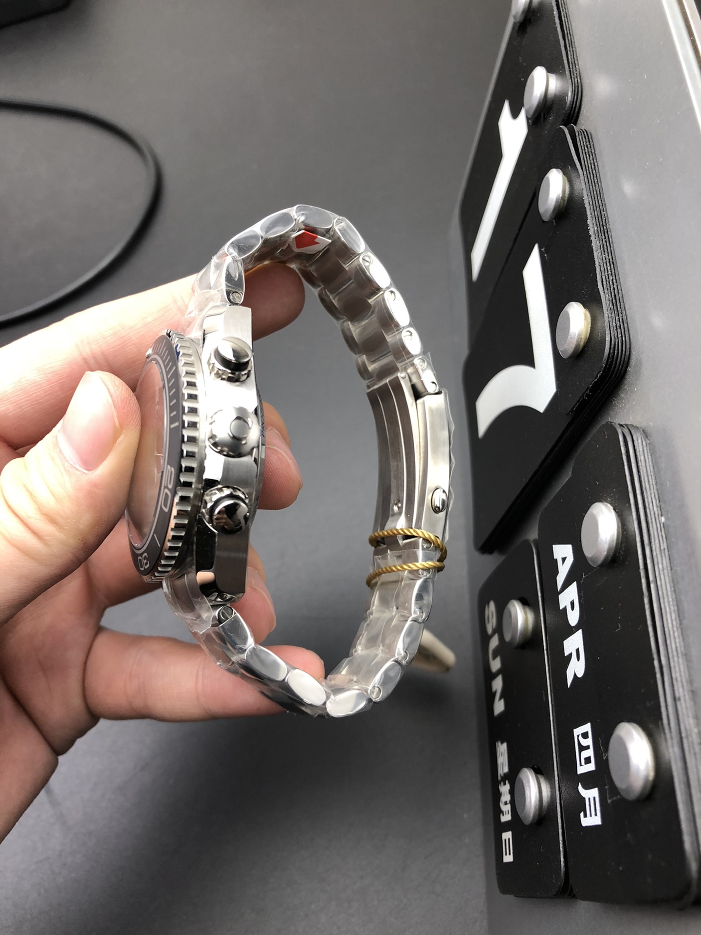 Omega OM 海洋宇宙计时