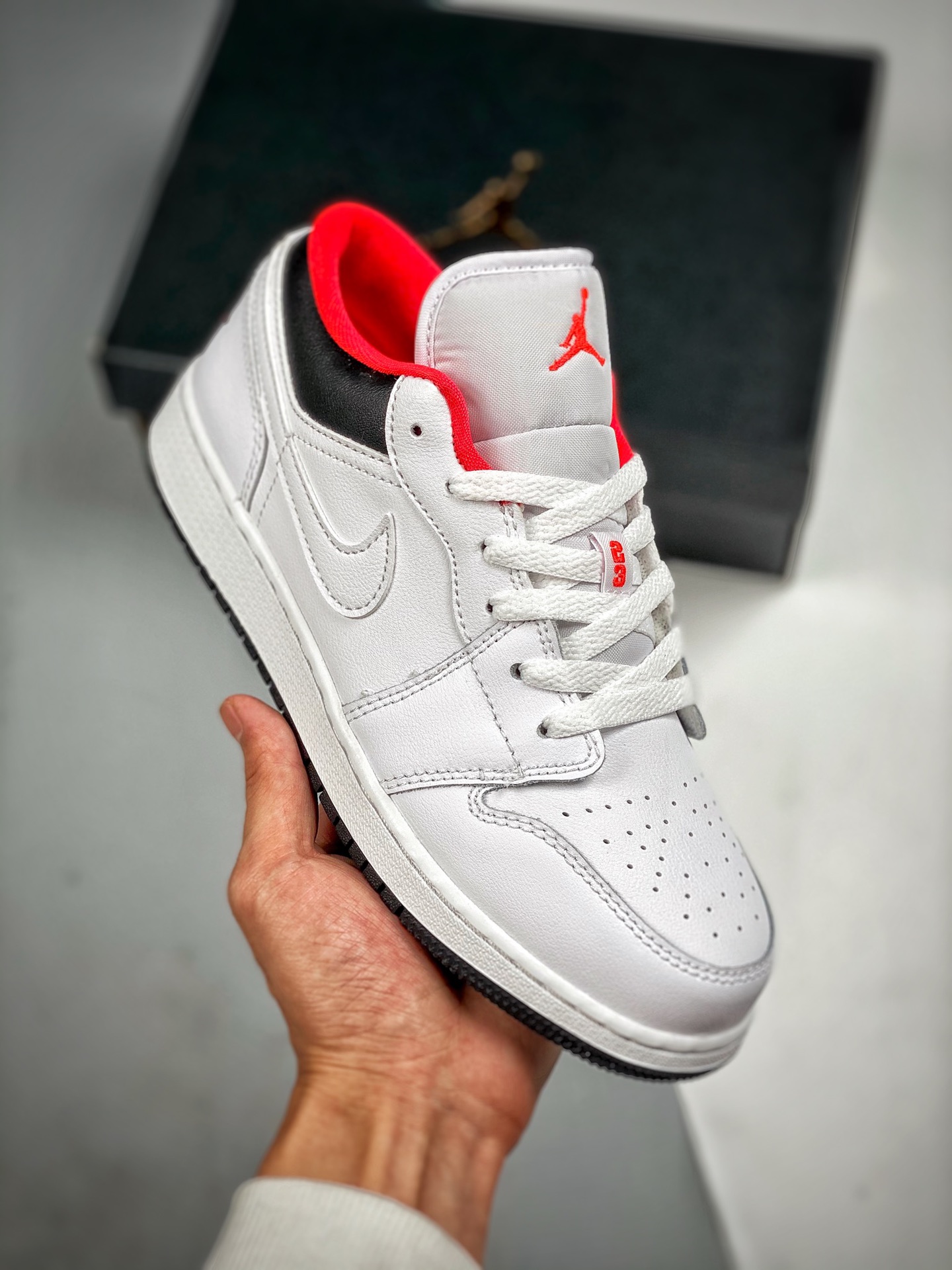 -4 Air Jordan 1 Low blanco y rojo, versión verificable, serie de caña baja, nuevo lote, suela original con molde origin…