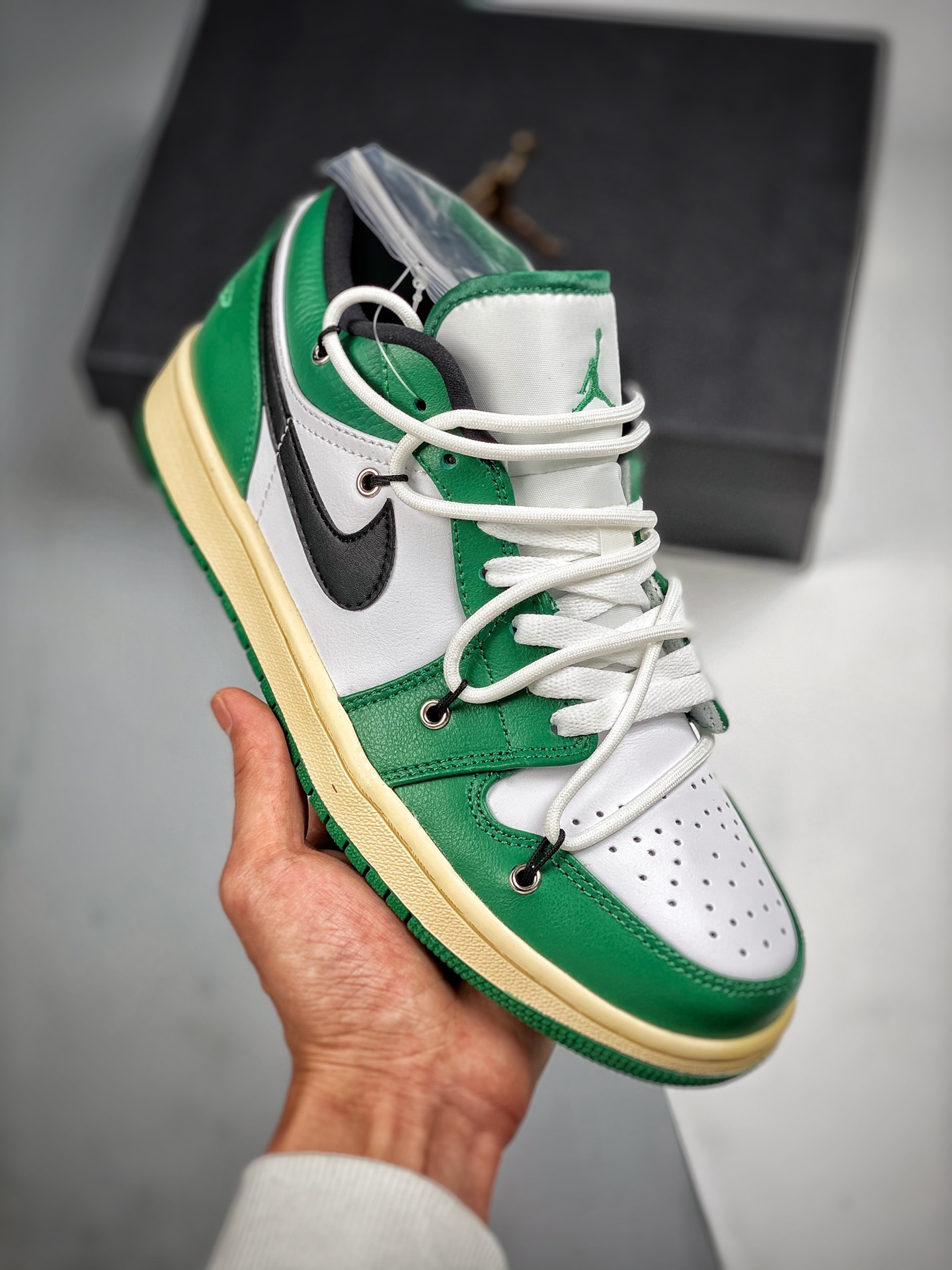 -2 Air Jordan 1 Low cordones deconstruidos, zapatillas de baloncesto casuales de cultura retro de caña baja. Con su exc…