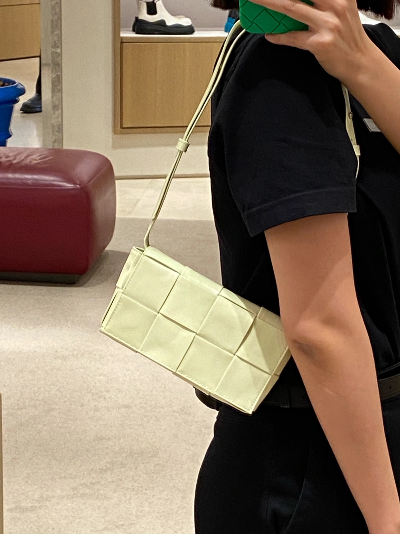 Bottega Veneta CASSETTE 油蜡皮四格腰包 651053水洗柠檬黄