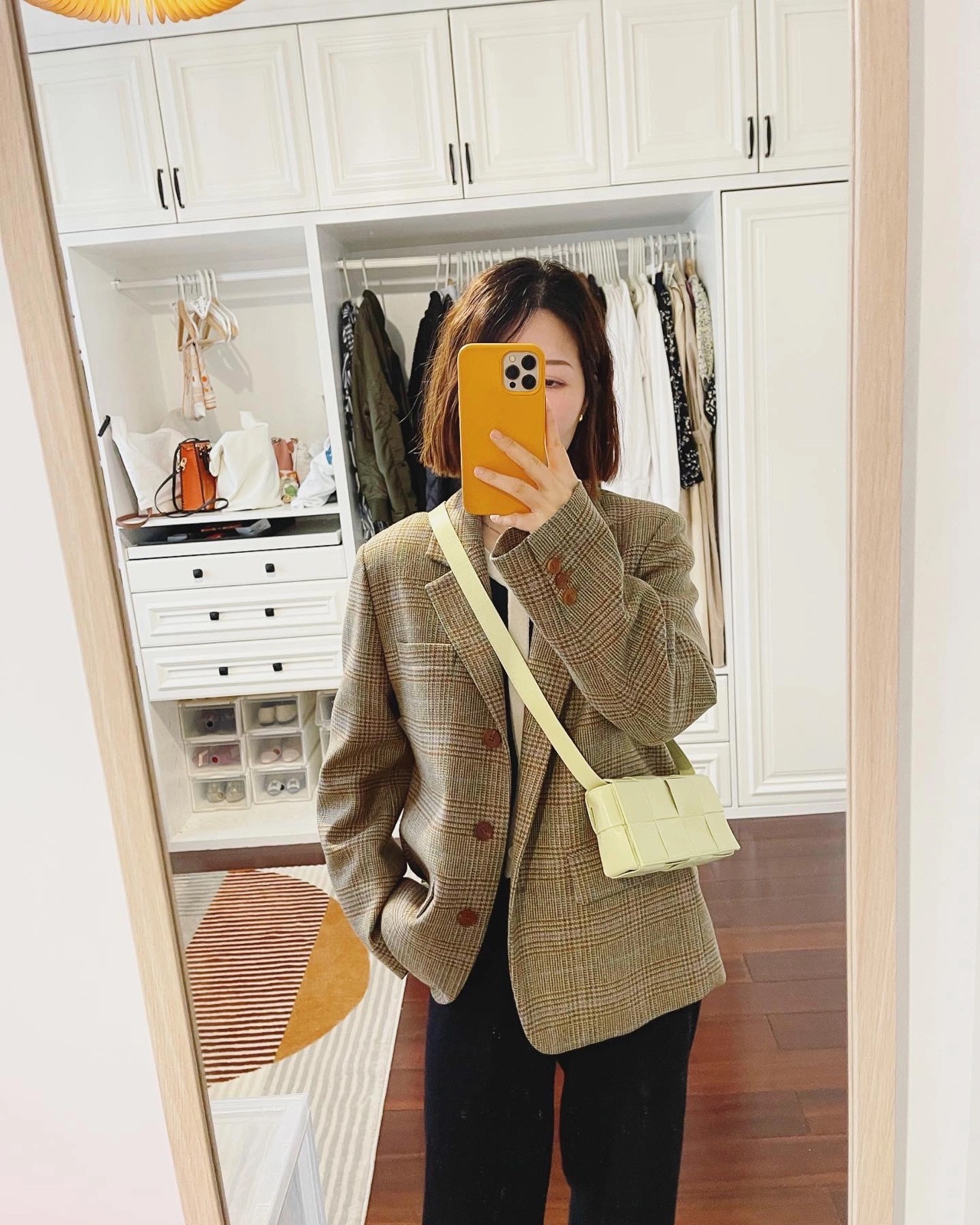 Bottega Veneta CASSETTE 油蜡皮四格腰包 651053水洗柠檬黄